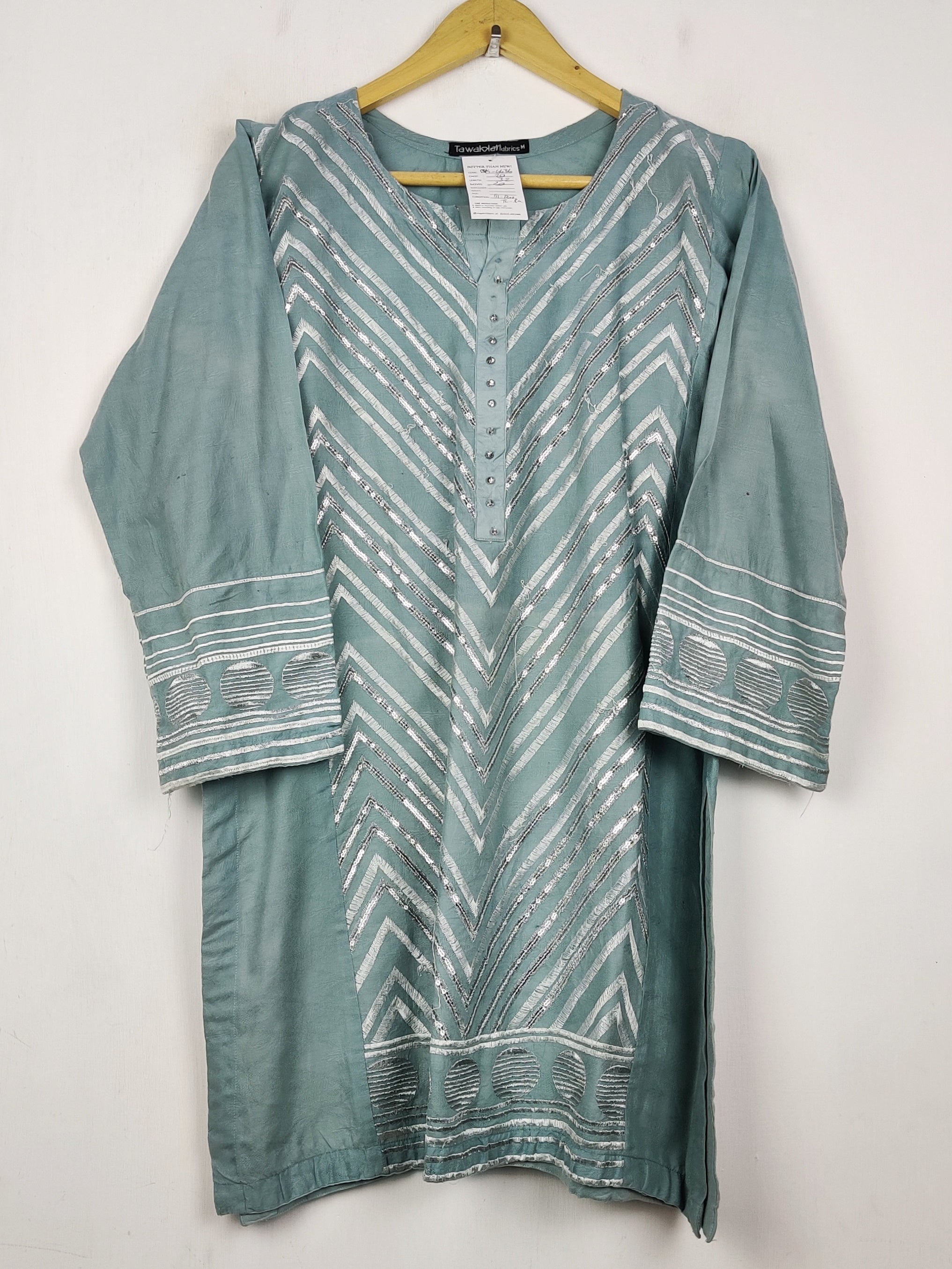Buy online pre-used pre-loved 100% authentic & Original branded Tawakkal (BK-6636) available in Pakistan. Top international brands avilable.