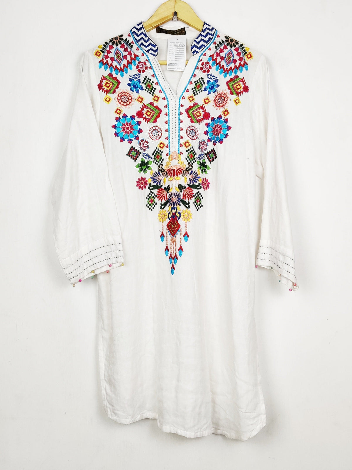 Buy online pre-used pre-loved 100% authentic & Original branded Motif (BK-6784) available in Pakistan. Top international brands avilable.