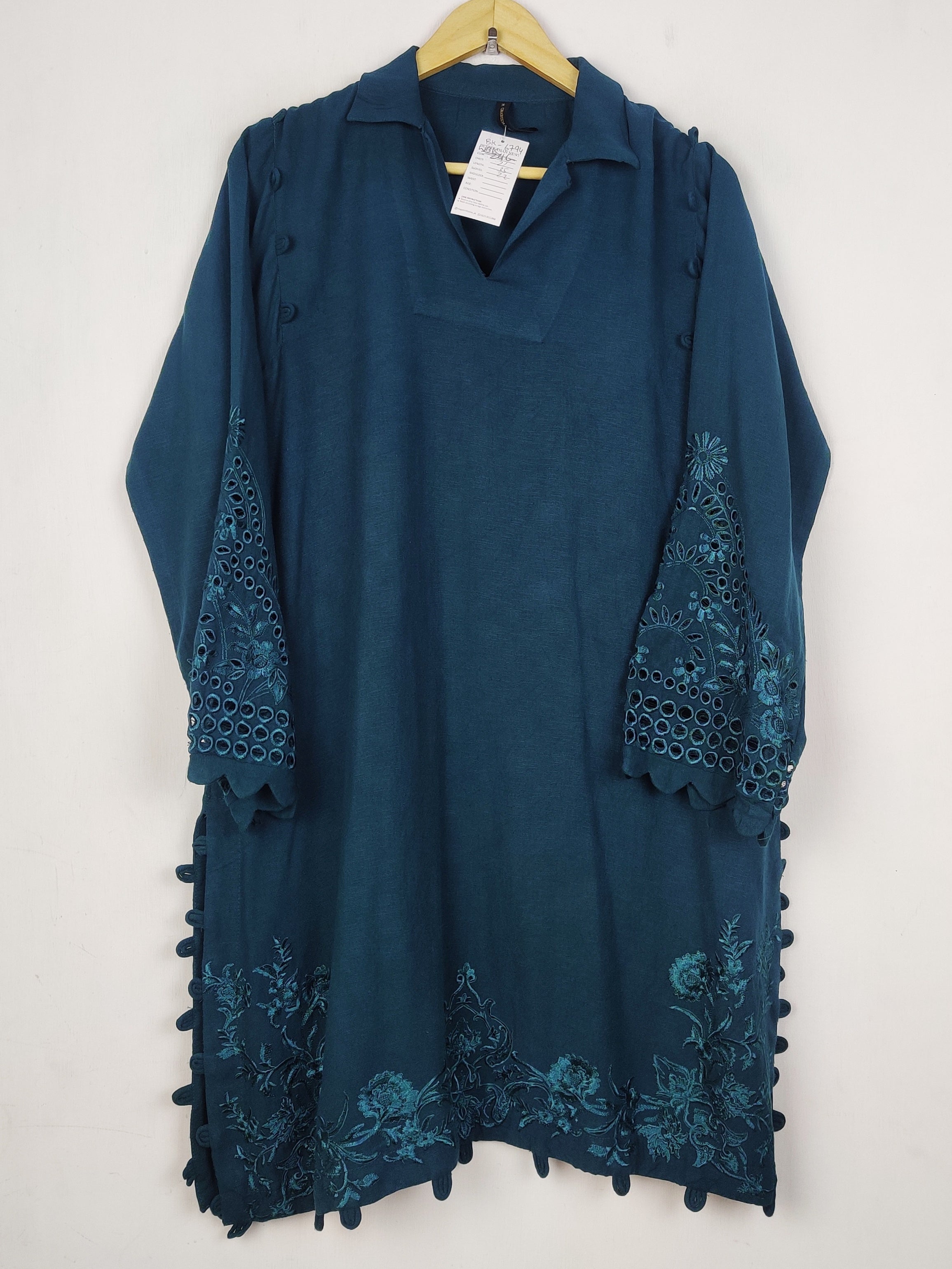 Buy online pre-used pre-loved 100% authentic & Original branded Charizma (BK-6794) available in Pakistan. Top international brands avilable.