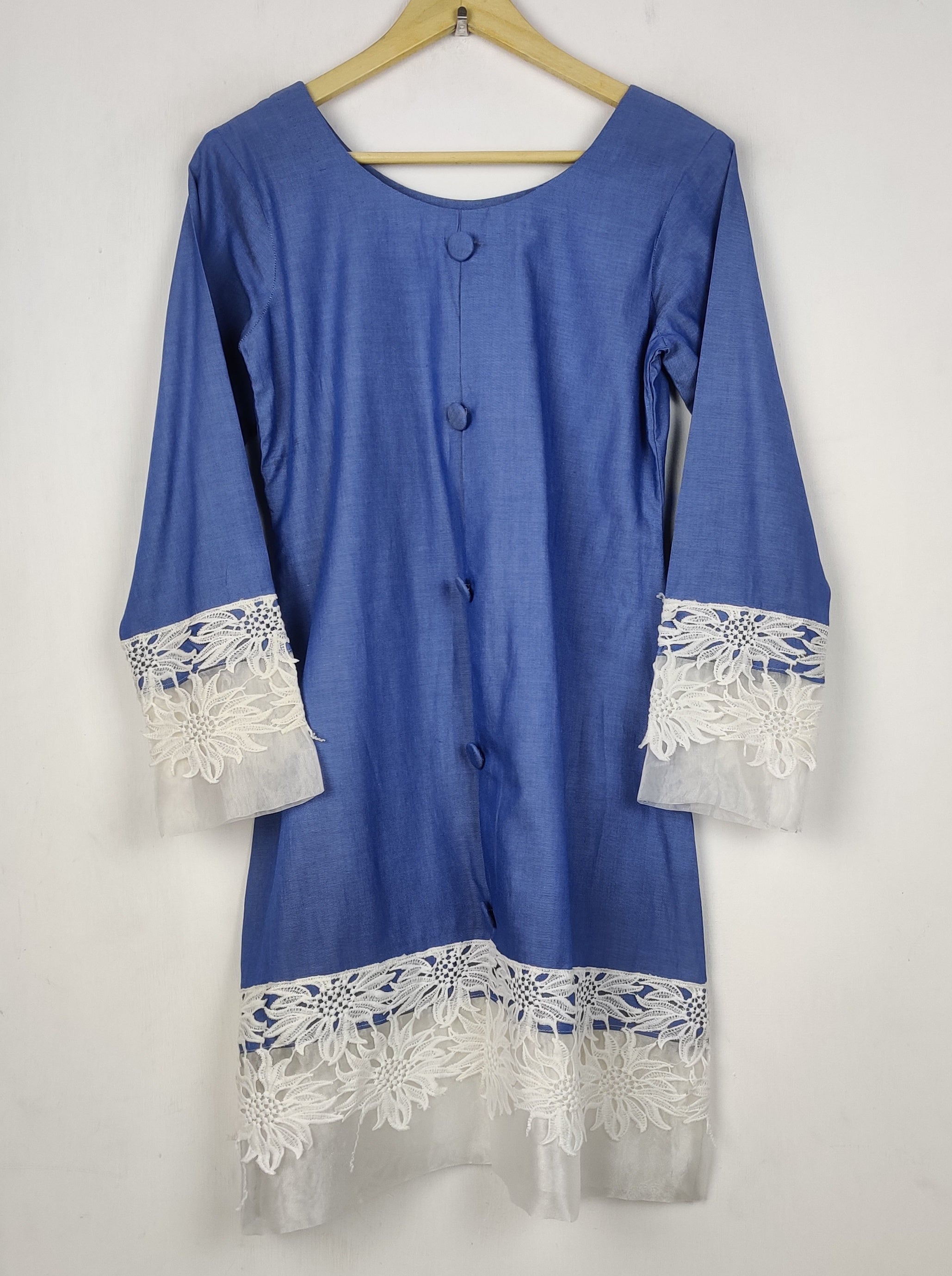 Buy online pre-used pre-loved 100% authentic & Original branded Image (BK-6805) available in Pakistan. Top international brands avilable.
