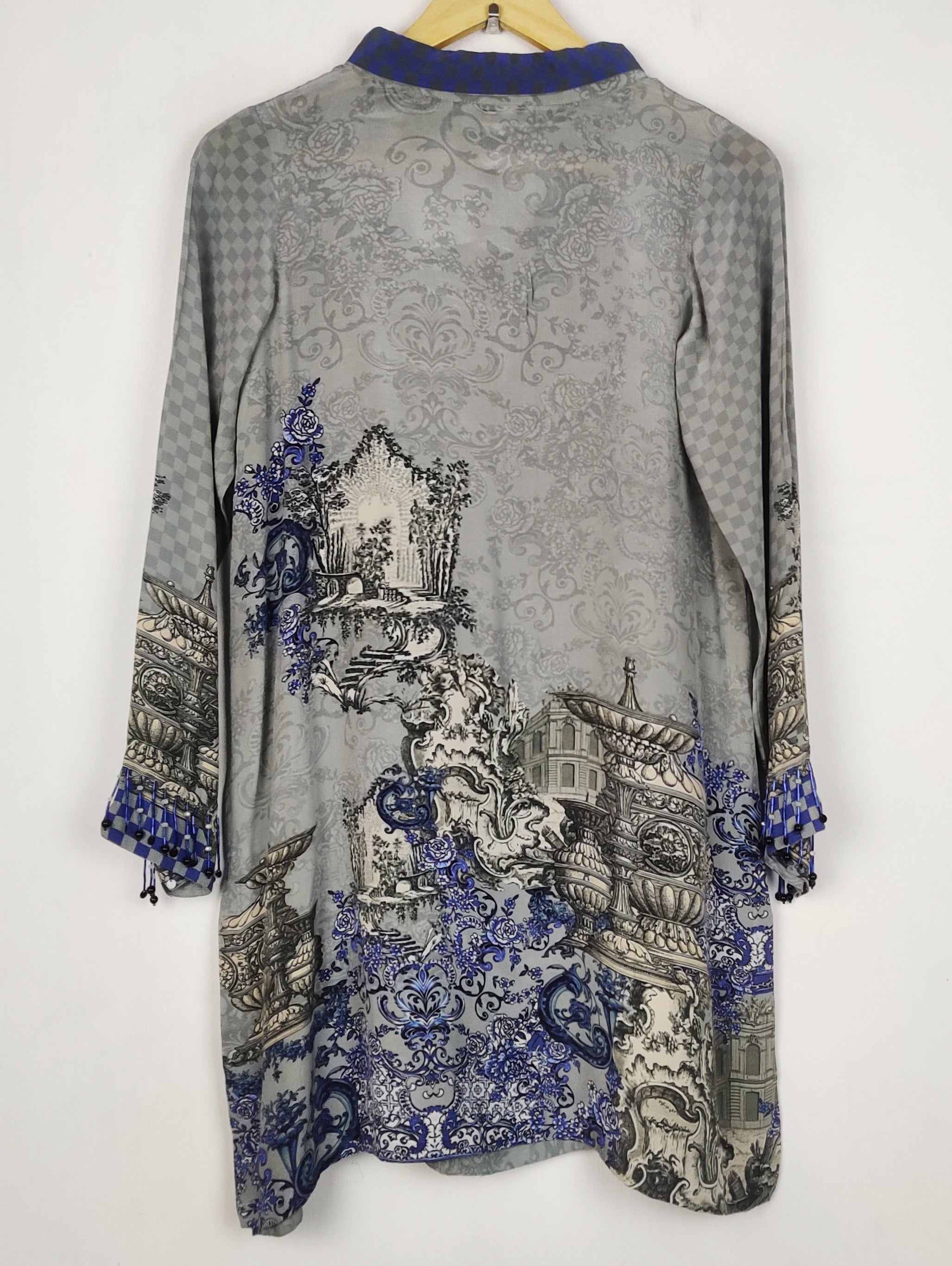 Buy online pre-used pre-loved 100% authentic & Original branded Cross Stitch (BK-6819) available in Pakistan. Top international brands avilable.
