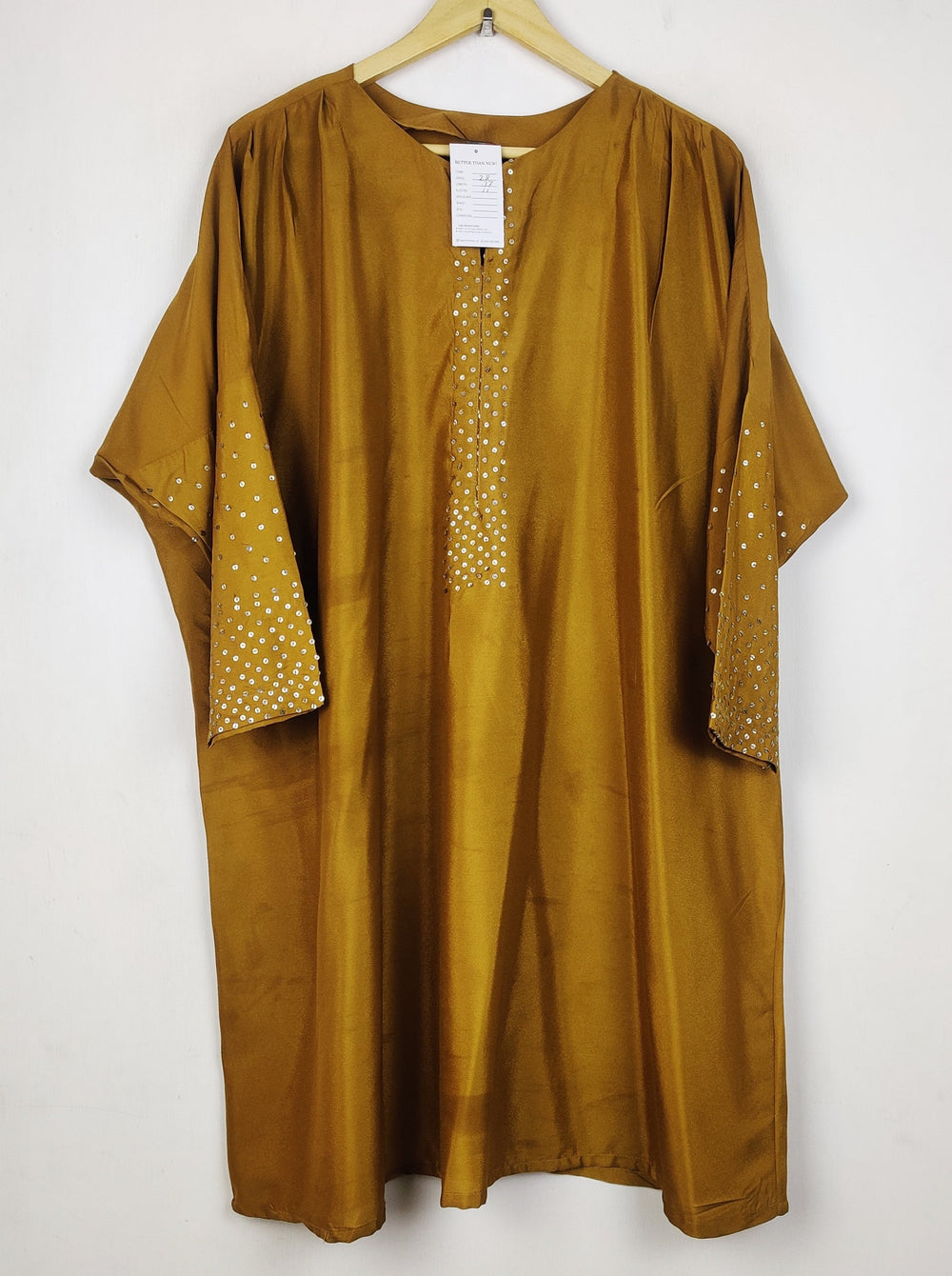 Buy online pre-used pre-loved 100% authentic & Original branded Al Karam (BK-6822) available in Pakistan. Top international brands avilable.