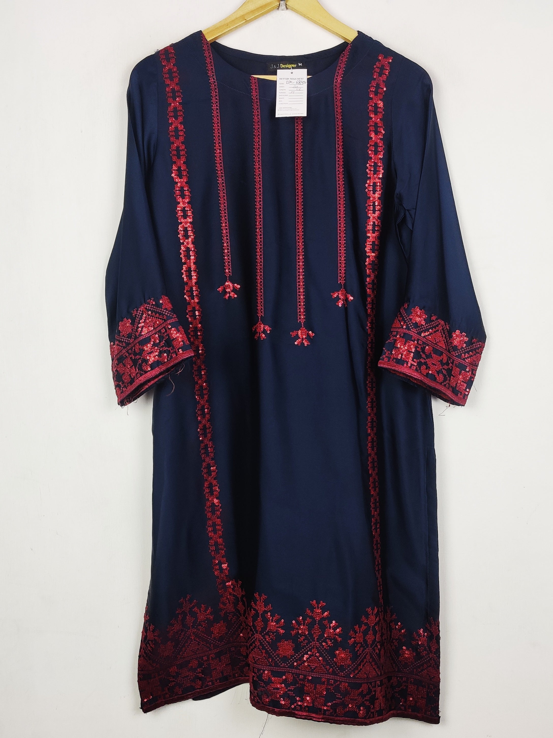 Buy online pre-used pre-loved 100% authentic & Original branded J&J Designer (BK-6843) available in Pakistan. Top international brands avilable.