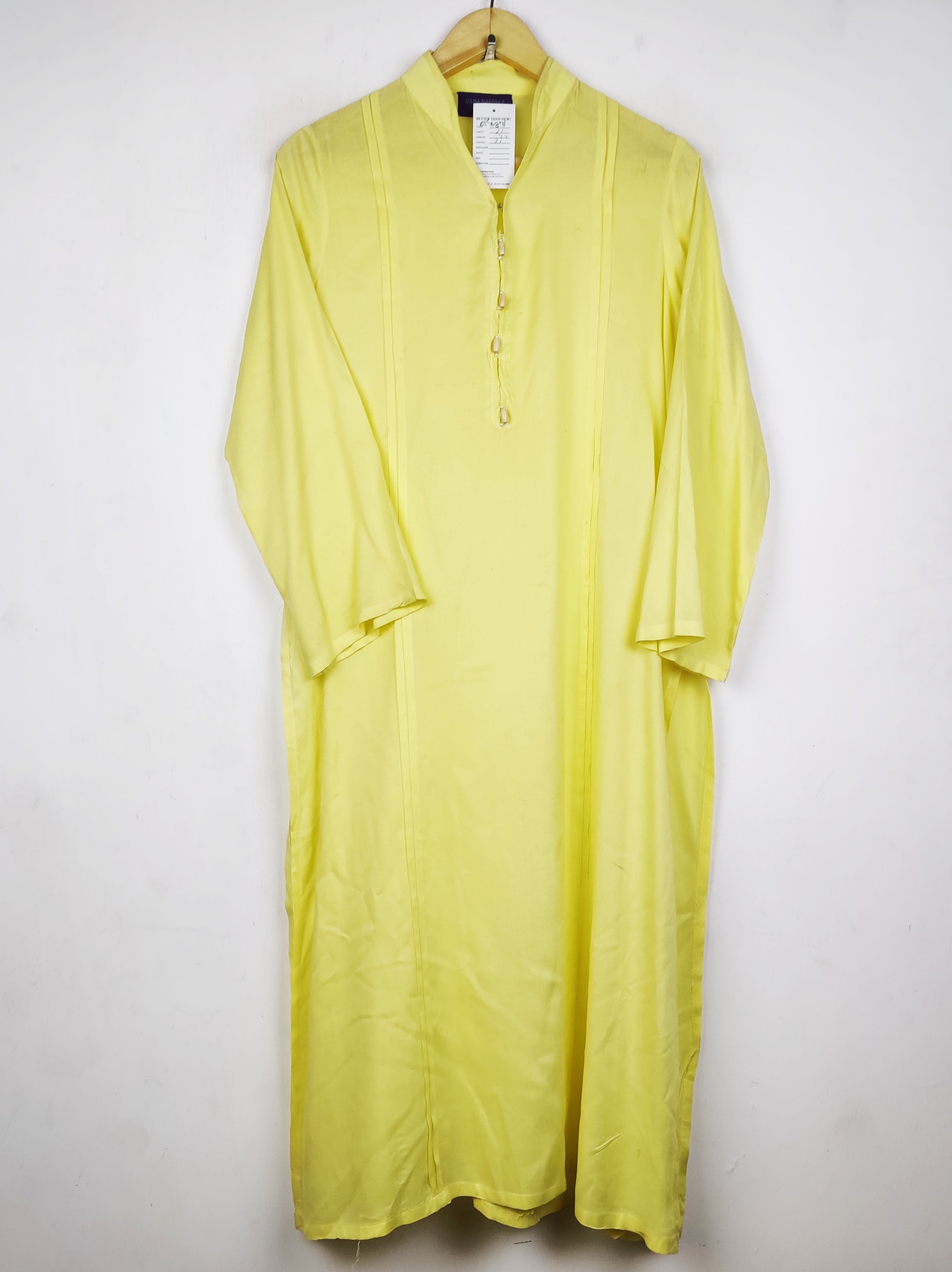 Buy online pre-used pre-loved 100% authentic & Original branded Sana Safinaz (BK-6871) available in Pakistan. Top international brands avilable.