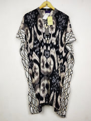 Buy online pre-used pre-loved 100% authentic & Original branded Sana Safinaz (BK-6888) available in Pakistan. Top international brands avilable.