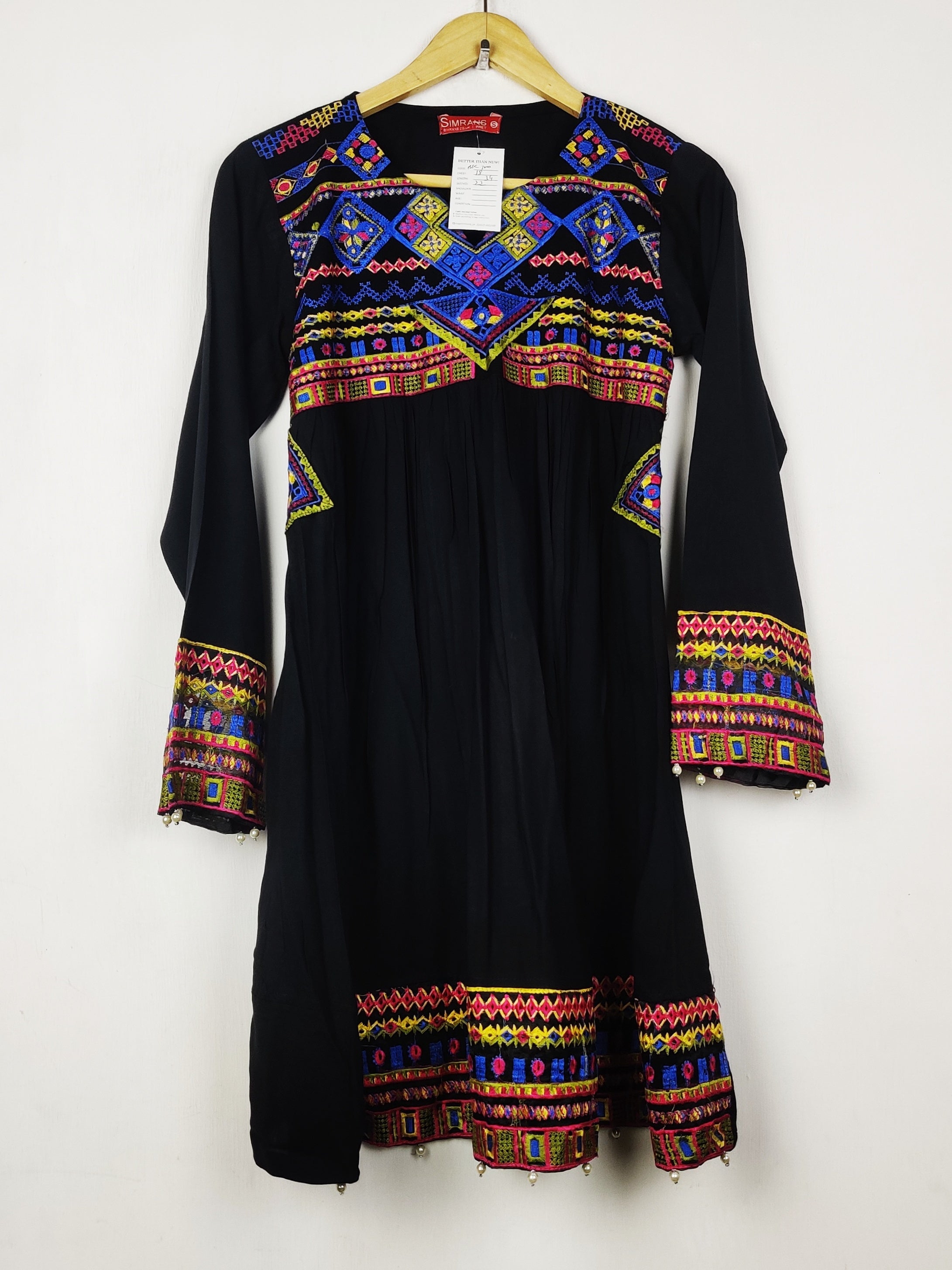 Buy online pre-used pre-loved 100% authentic & Original branded Simrans (BK-7000) available in Pakistan. Top international brands avilable.