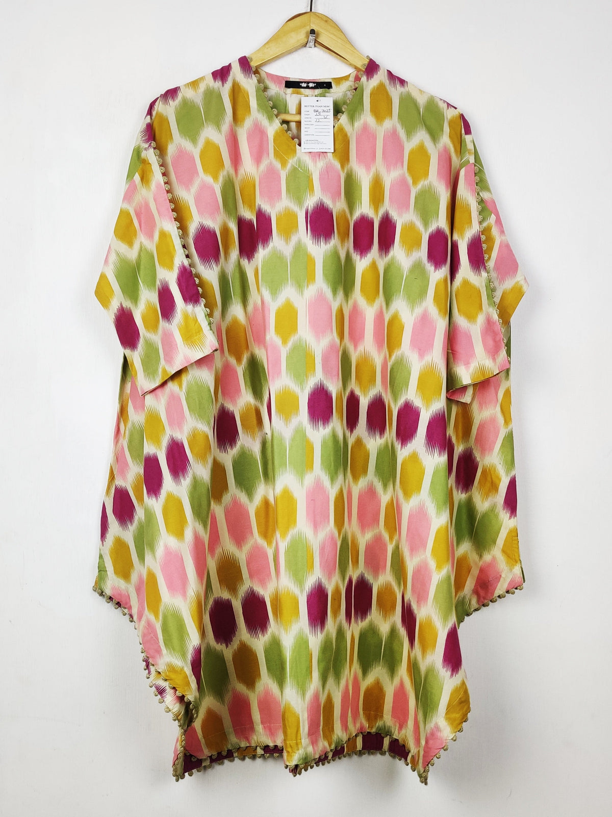 Buy online pre-used pre-loved 100% authentic & Original branded Khaadi (BK-7025) available in Pakistan. Top international brands avilable.