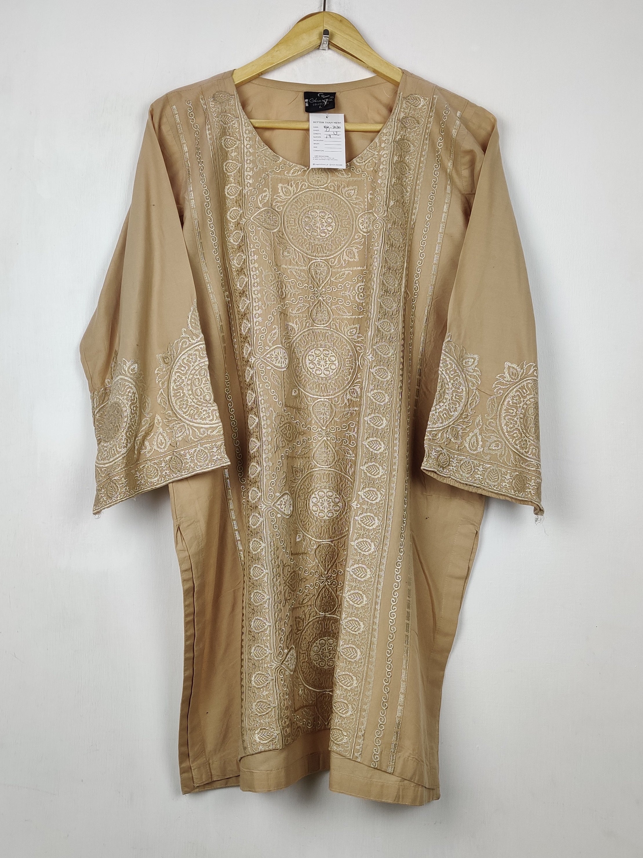 Buy online pre-used pre-loved 100% authentic & Original branded Ghausia (BK-7030) available in Pakistan. Top international brands avilable.
