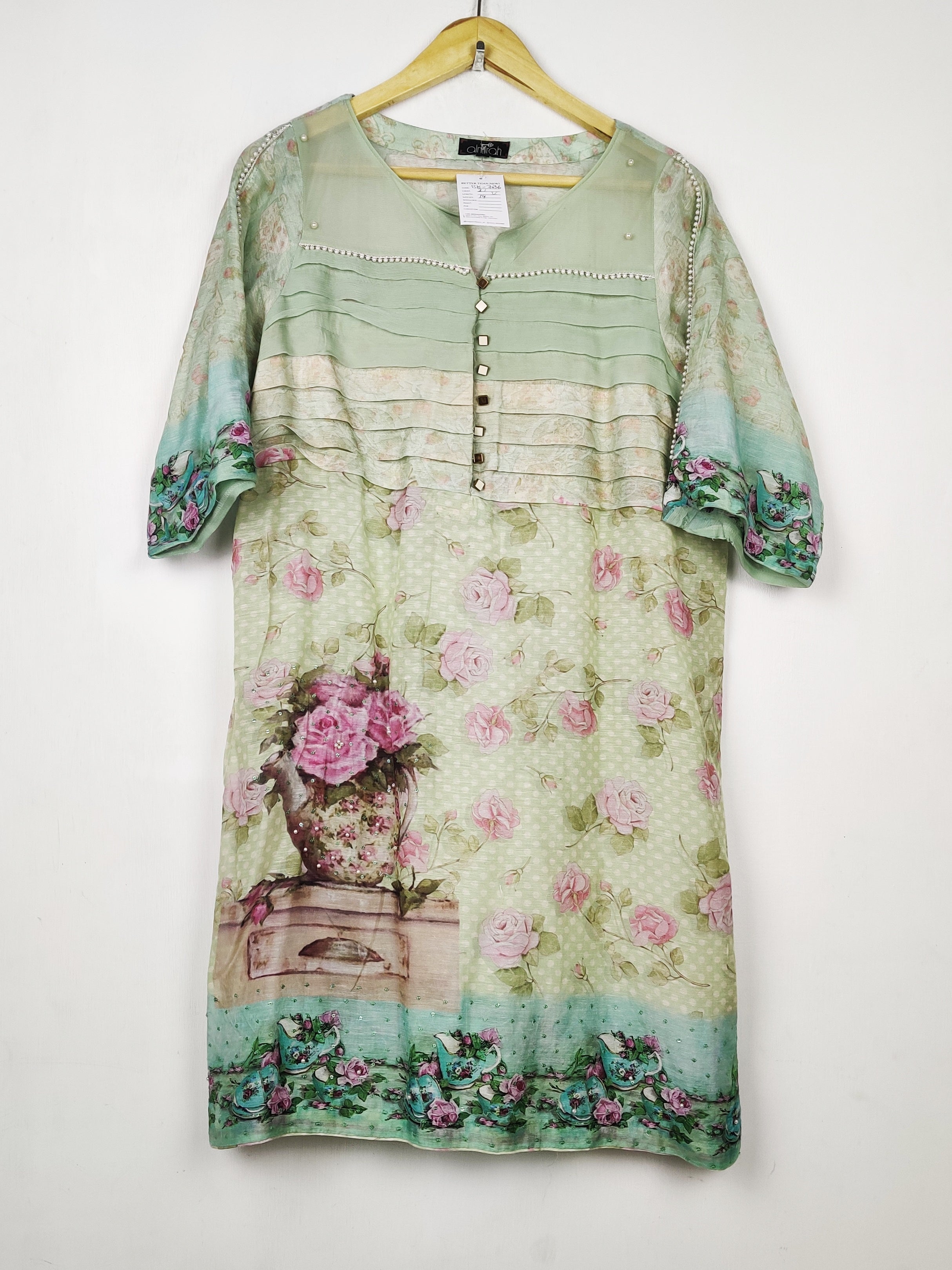 Buy online pre-used pre-loved 100% authentic & Original branded Almirah (BK-7036) available in Pakistan. Top international brands avilable.