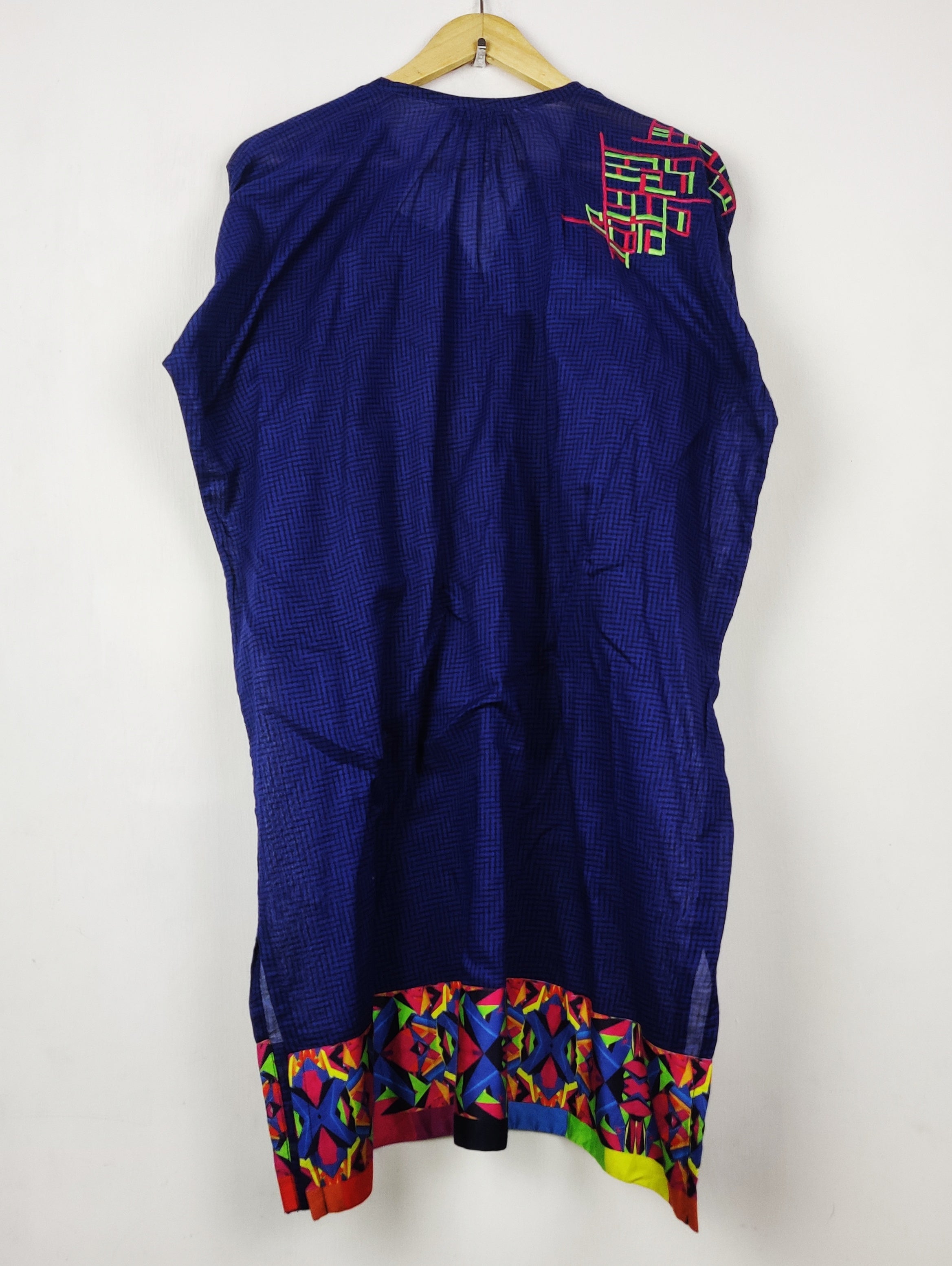Nisha (BK-7041)