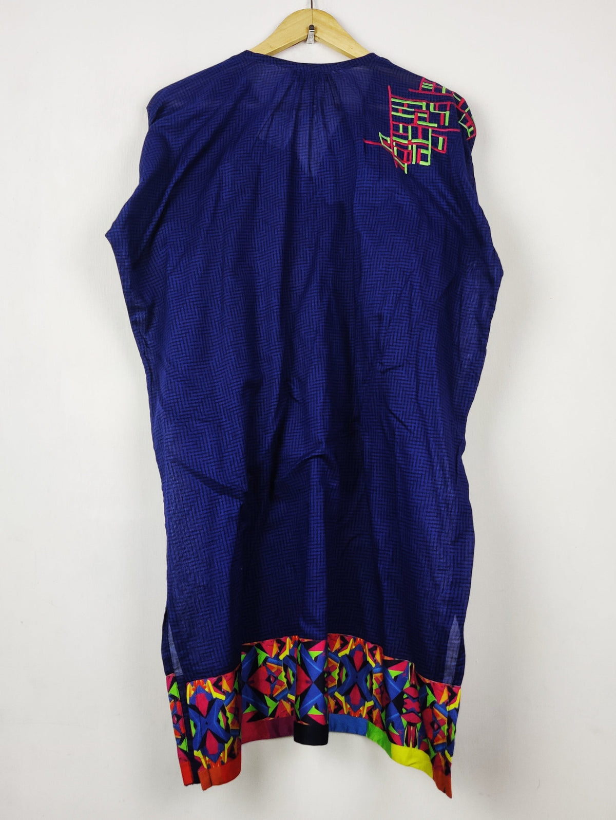 Nisha (BK-7041)