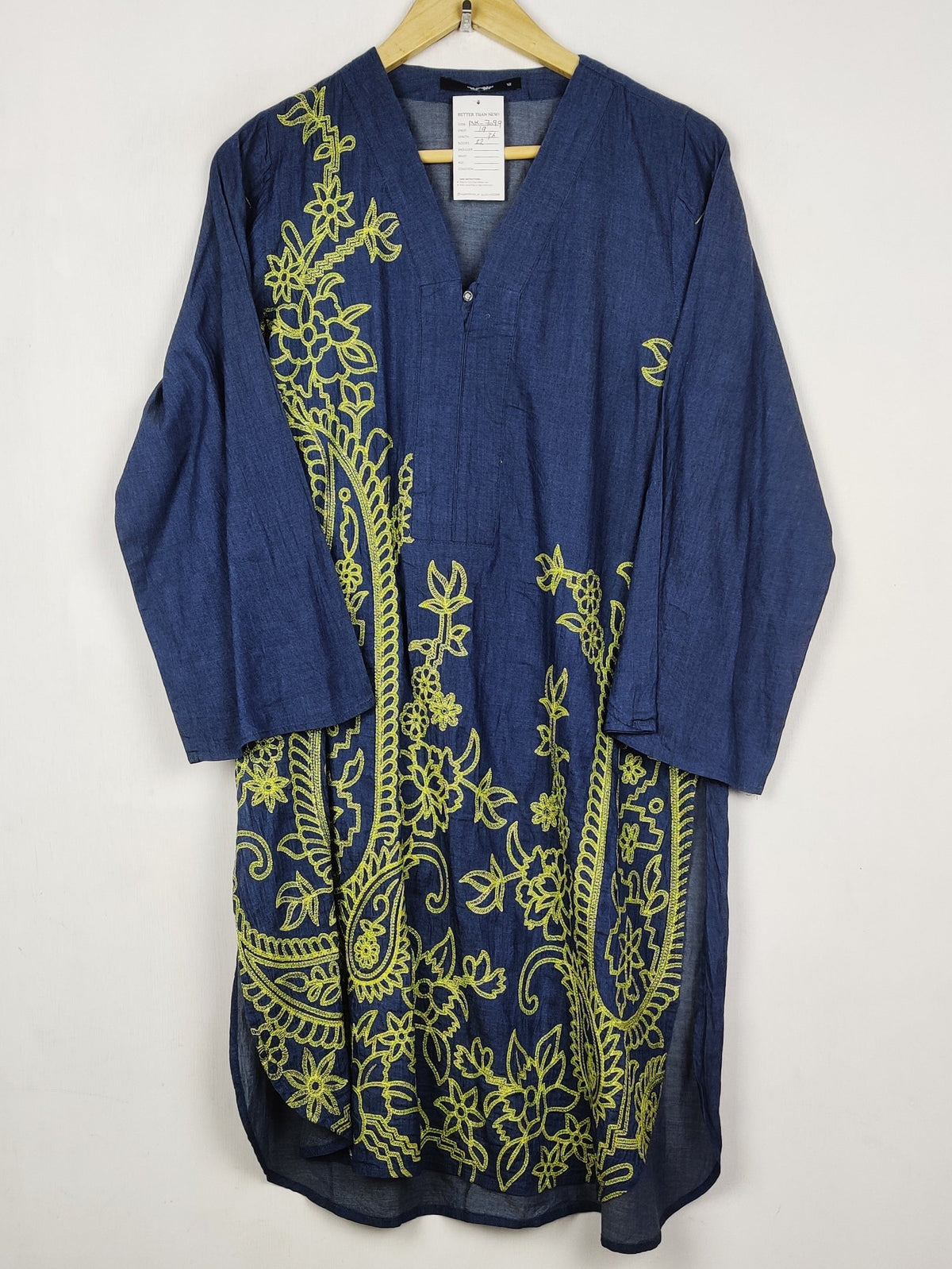 Buy online pre-used pre-loved 100% authentic & Original branded Khaadi (BK-7099) available in Pakistan. Top international brands avilable.