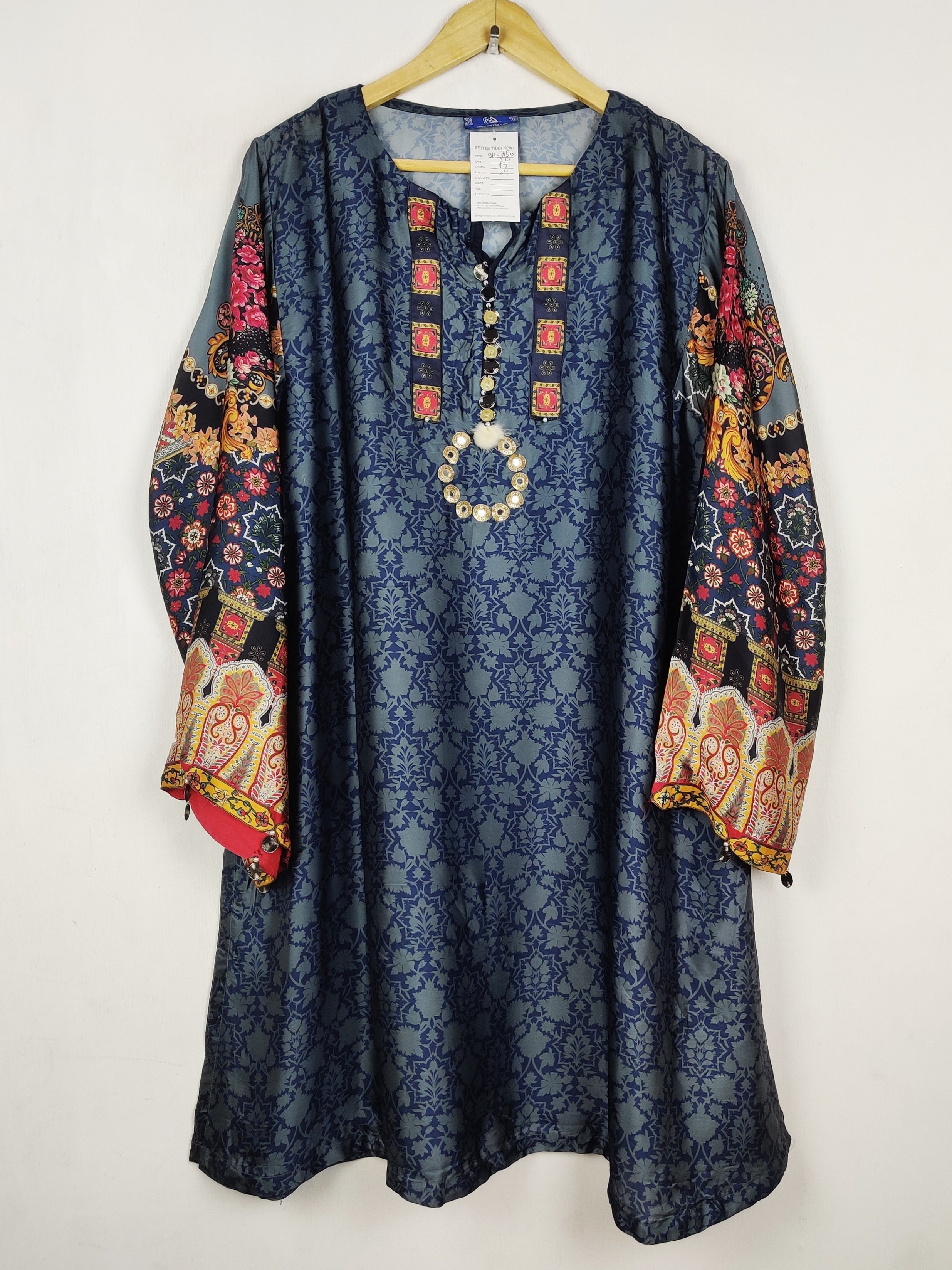 Buy online pre-used pre-loved 100% authentic & Original branded Al Rafah (BK-7150) available in Pakistan. Top international brands avilable.