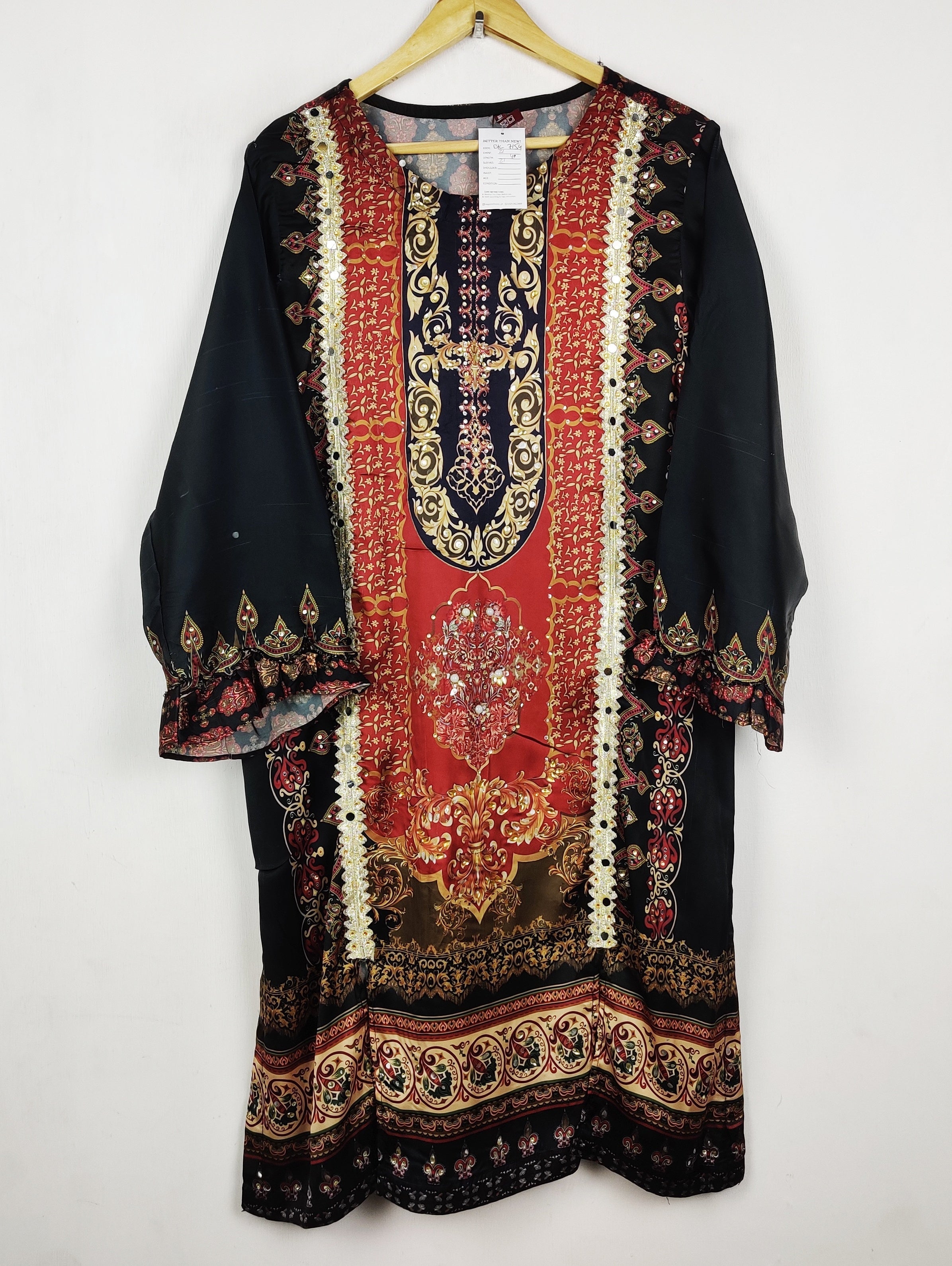 Buy online pre-used pre-loved 100% authentic & Original branded Simrans (BK-7154) available in Pakistan. Top international brands avilable.