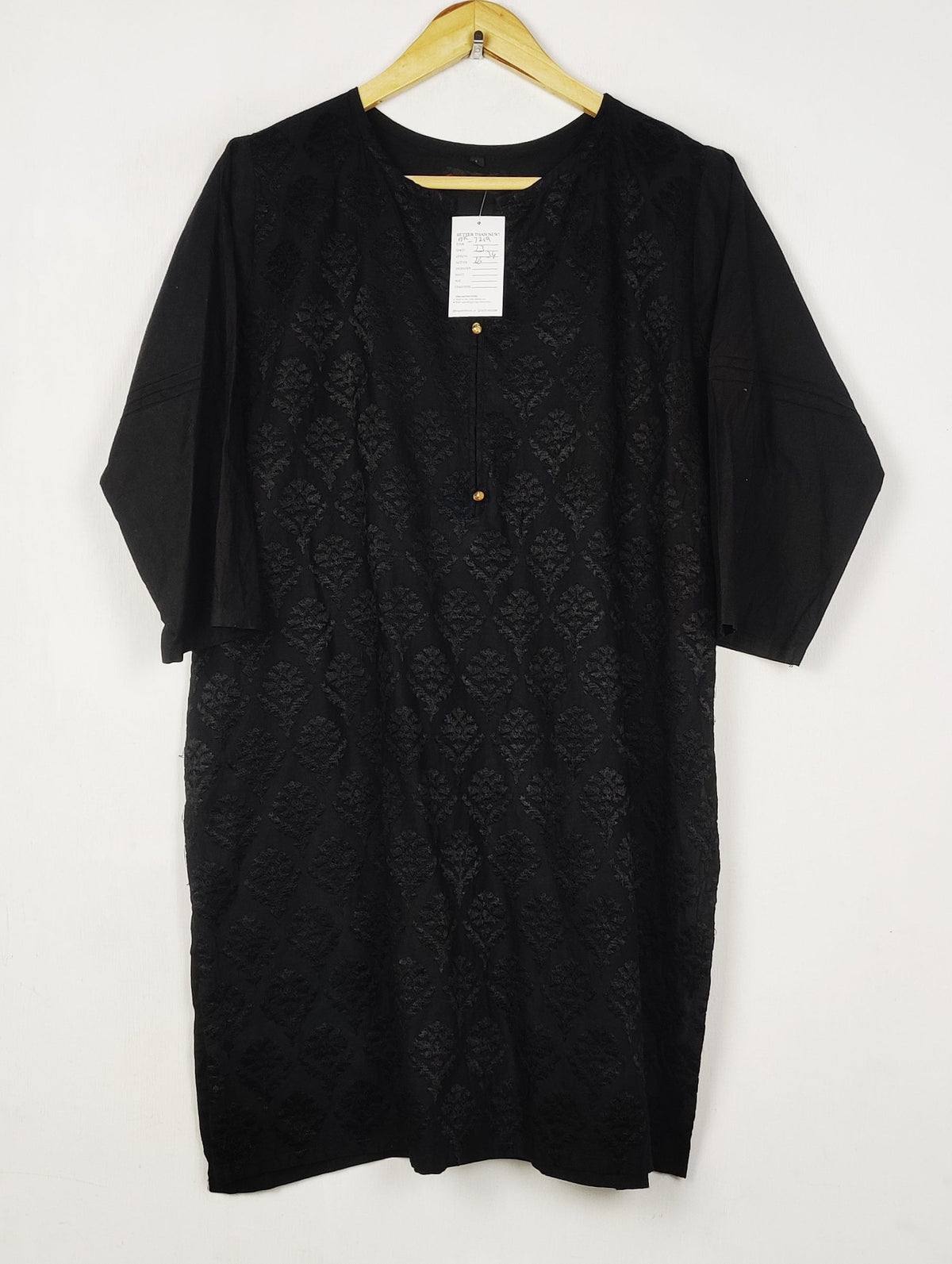 Buy online pre-used pre-loved 100% authentic & Original branded Ali Fabrics (BK-7219) available in Pakistan. Top international brands avilable.