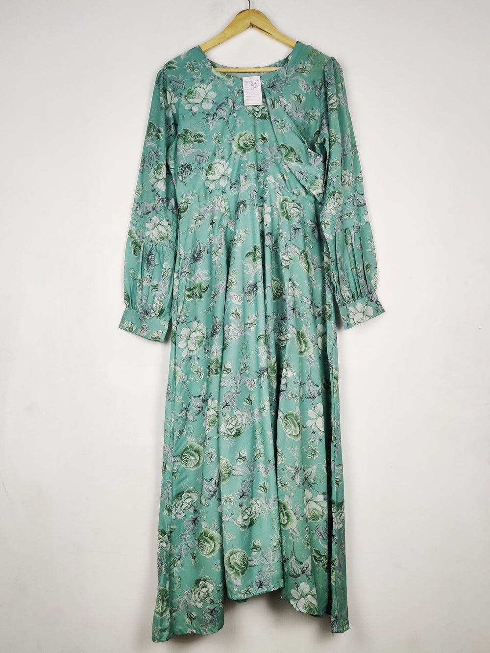 Buy online pre-used pre-loved 100% authentic & Original branded Tawakkal (BK-7236) available in Pakistan. Top international brands avilable.