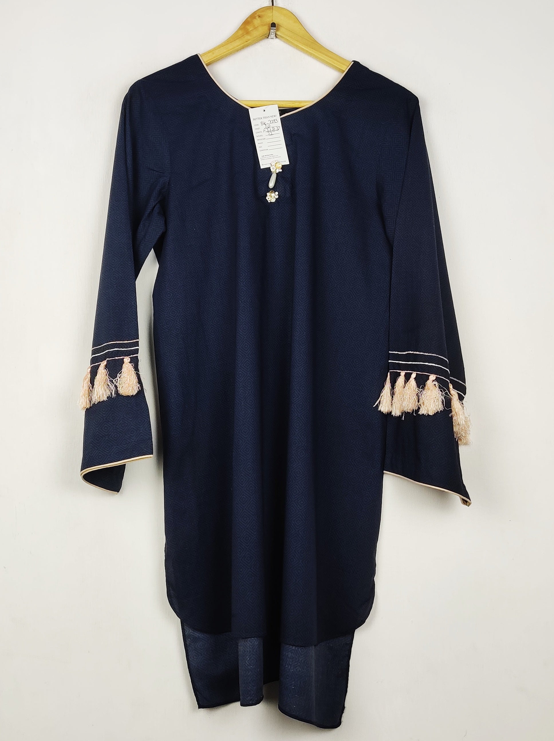 Buy online pre-used pre-loved 100% authentic & Original branded Cross Stitch (BK-7293) available in Pakistan. Top international brands avilable.