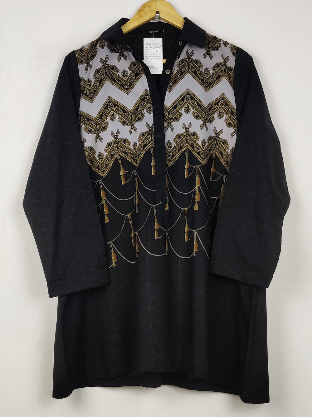 Buy online pre-used pre-loved 100% authentic & Original branded Khaadi (BK-7295) available in Pakistan. Top international brands avilable.