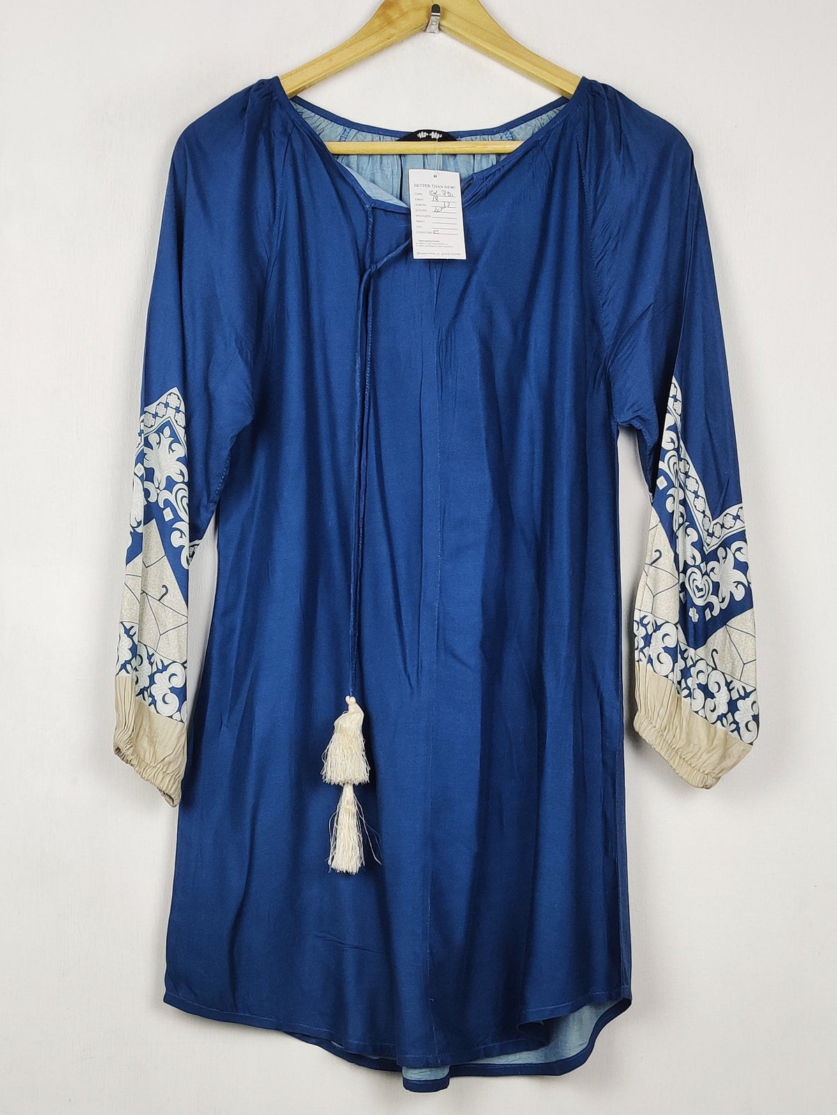 Buy online pre-used pre-loved 100% authentic & Original branded Khaadi (BK-7311) available in Pakistan. Top international brands avilable.