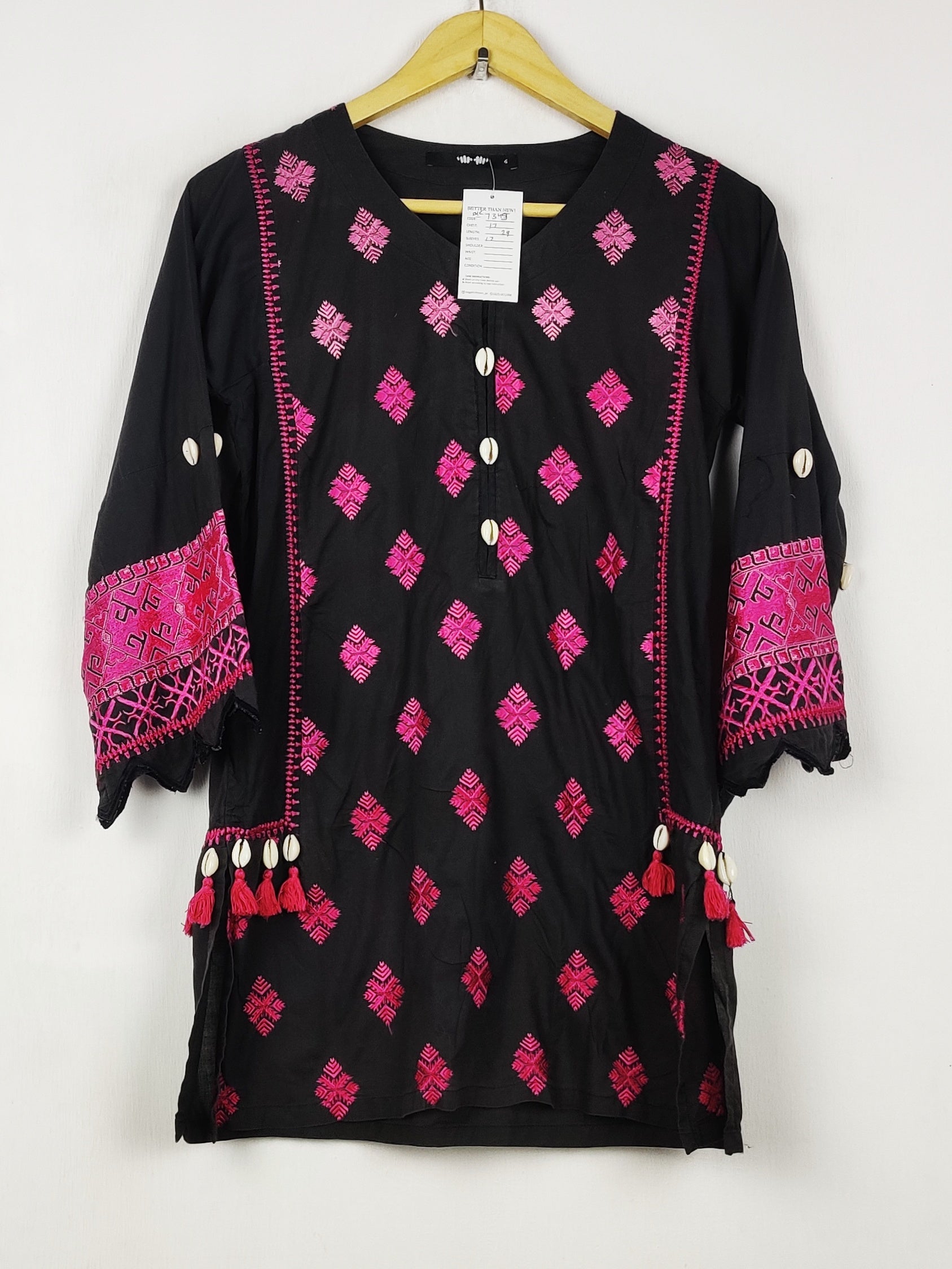 Buy online pre-used pre-loved 100% authentic & Original branded Khaadi (BK-7345) available in Pakistan. Top international brands avilable.