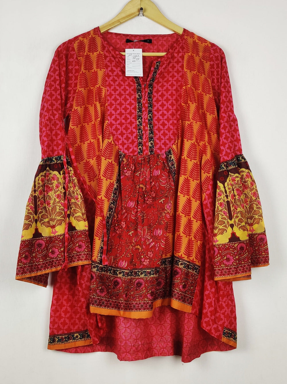 Buy online pre-used pre-loved 100% authentic & Original branded Khaadi (BK-7352) available in Pakistan. Top international brands avilable.