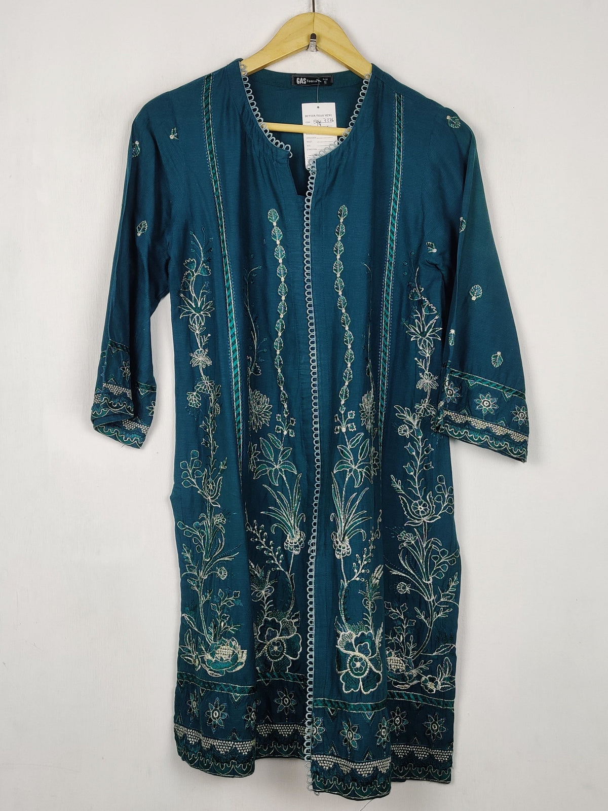 Buy online pre-used pre-loved 100% authentic & Original branded Cas (BK-7376) available in Pakistan. Top international brands avilable.