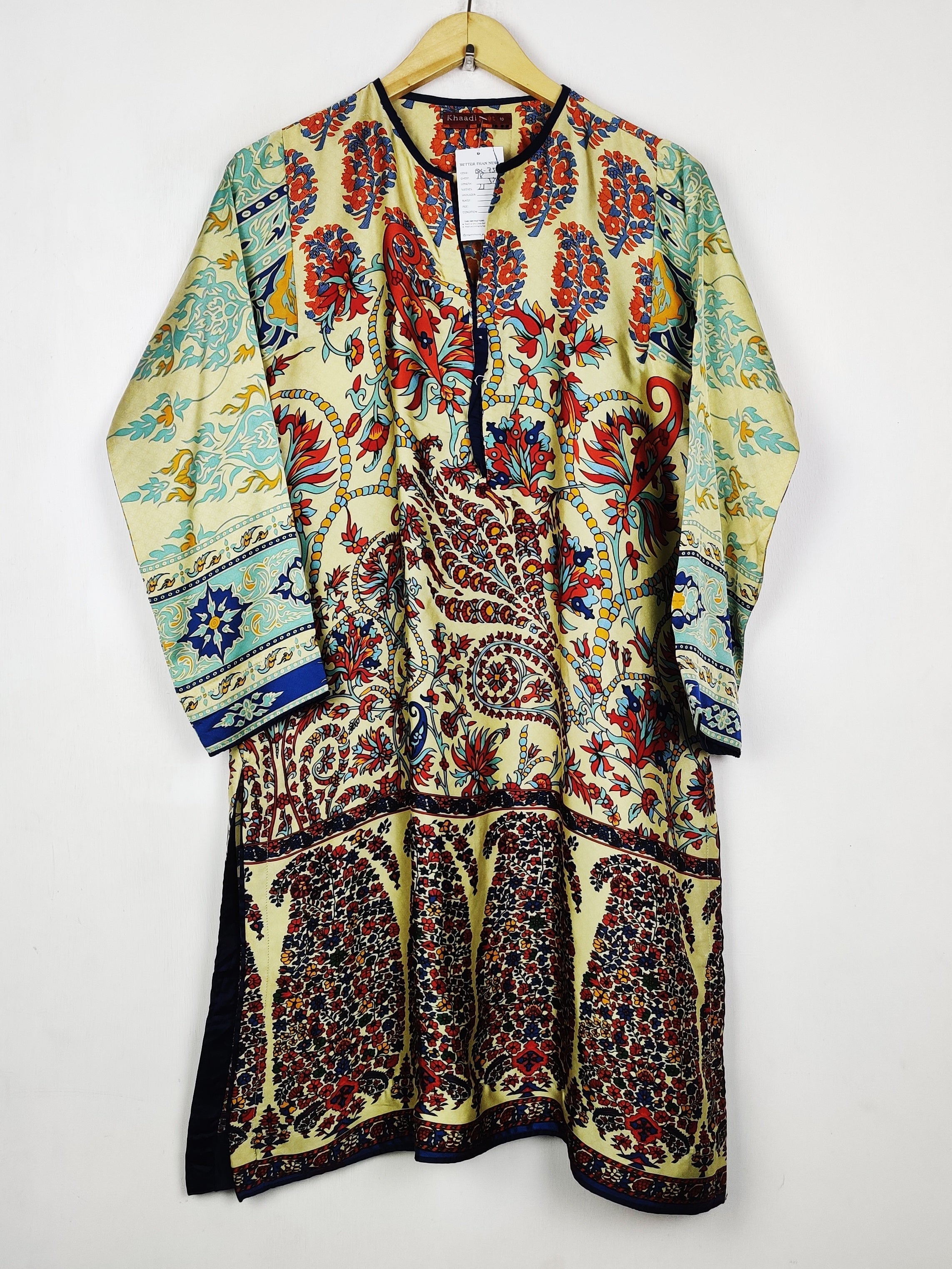 Buy online pre-used pre-loved 100% authentic & Original branded Khaadi (BK-7389) available in Pakistan. Top international brands avilable.