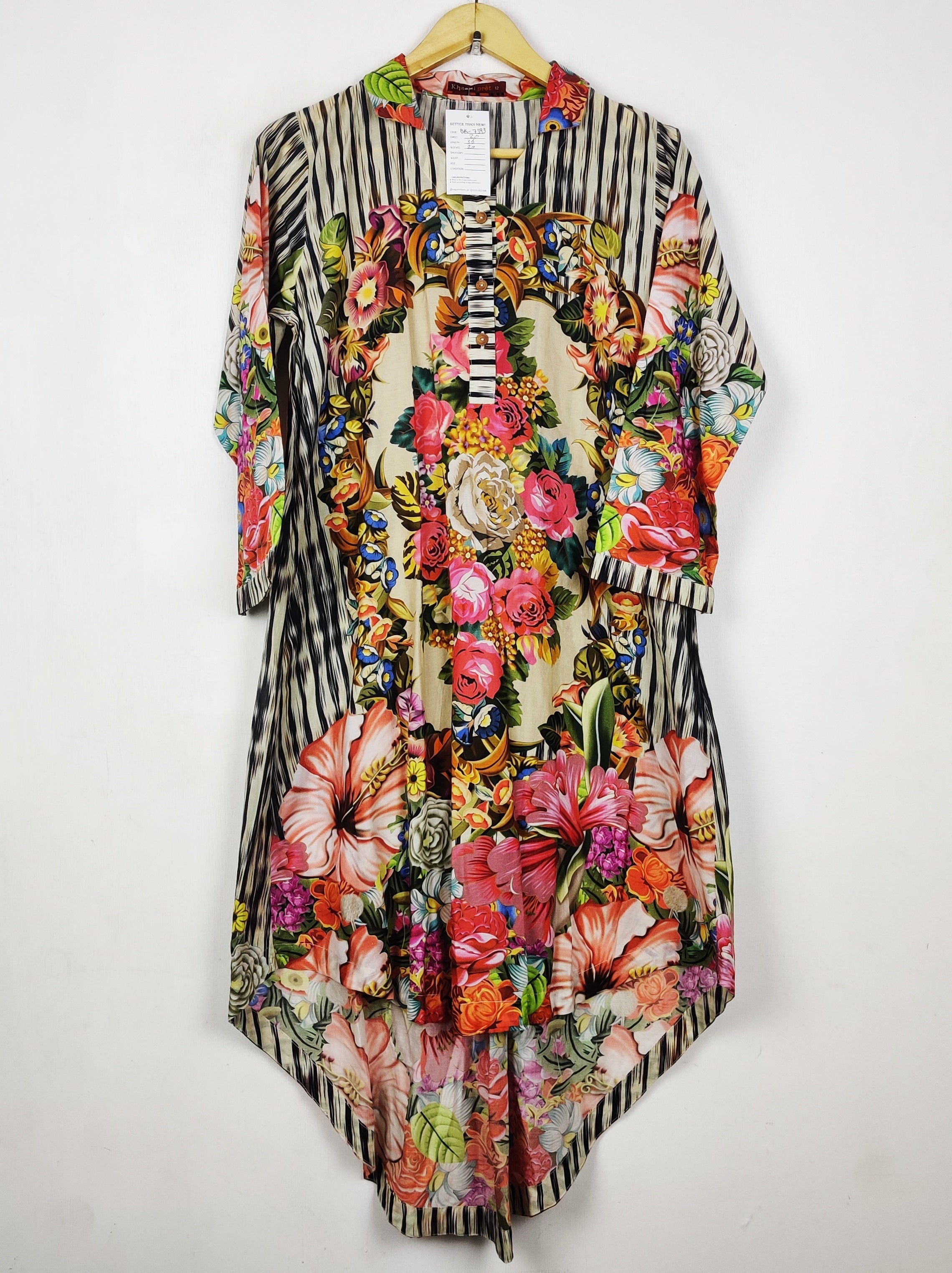 Buy online pre-used pre-loved 100% authentic & Original branded Khaadi (BK-7393) available in Pakistan. Top international brands avilable.