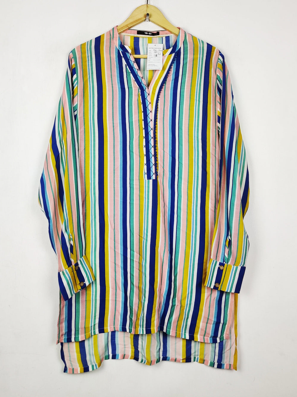Buy online pre-used pre-loved 100% authentic & Original branded Khaadi (BK-7401) available in Pakistan. Top international brands avilable.