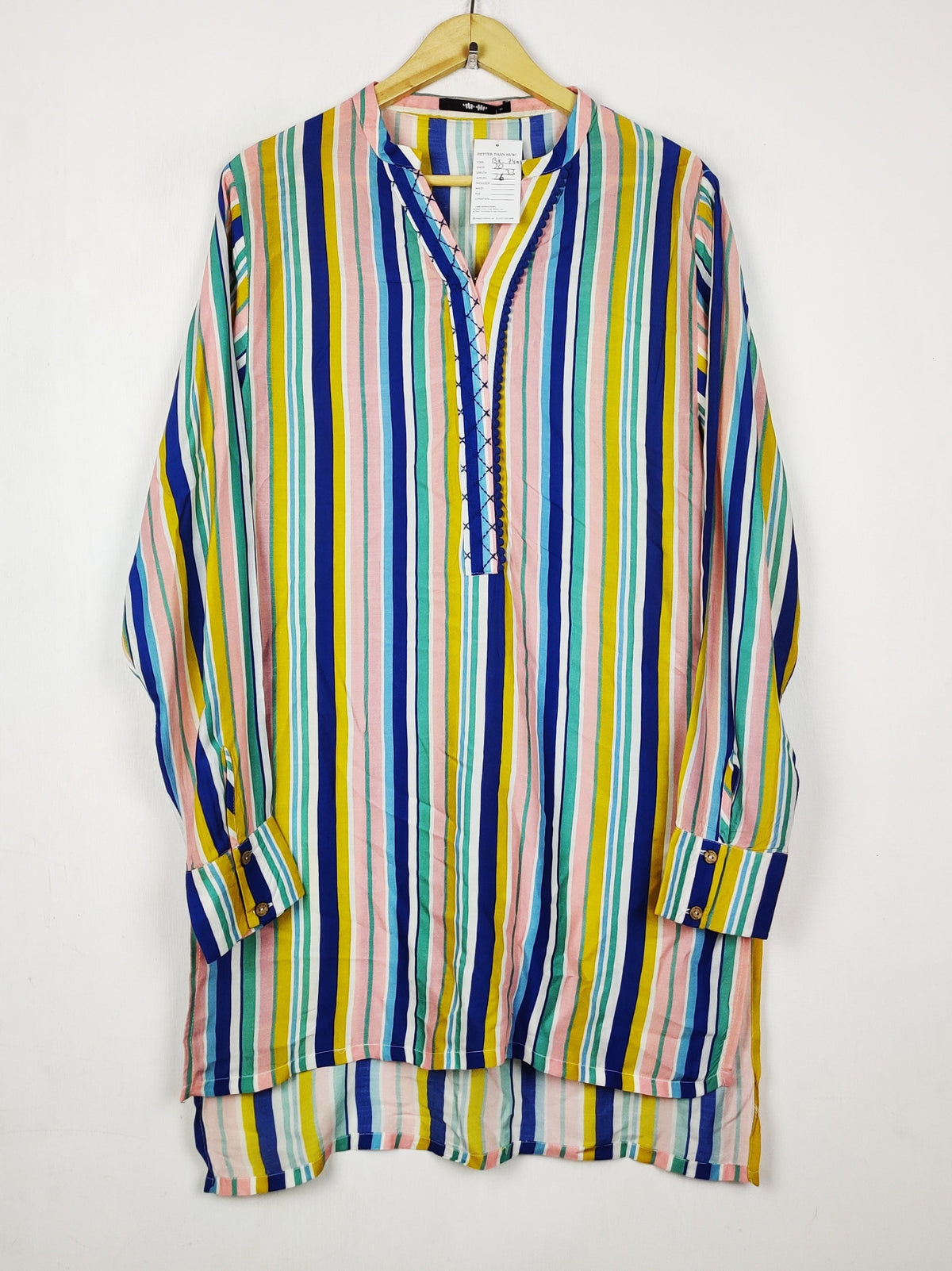 Buy online pre-used pre-loved 100% authentic & Original branded Khaadi (BK-7401) available in Pakistan. Top international brands avilable.