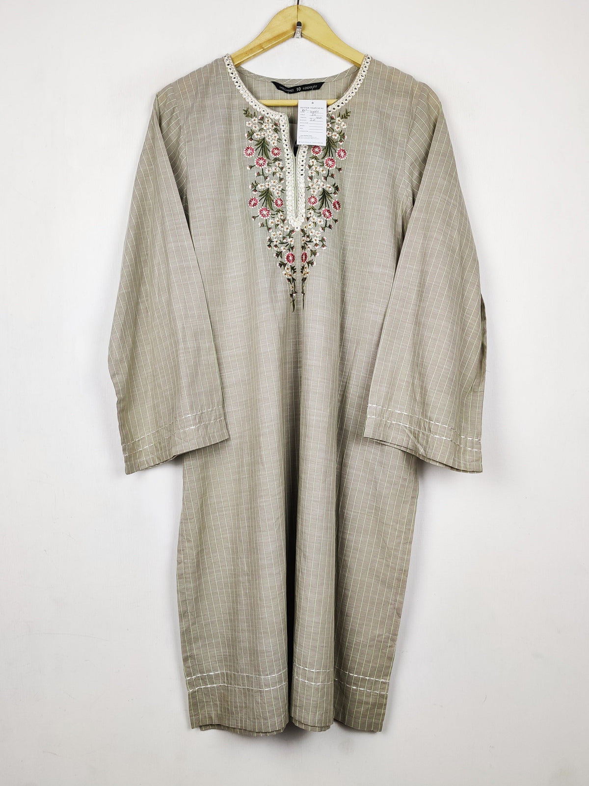 Buy online pre-used pre-loved 100% authentic & Original branded Beechtree (BK-7444) available in Pakistan. Top international brands avilable.