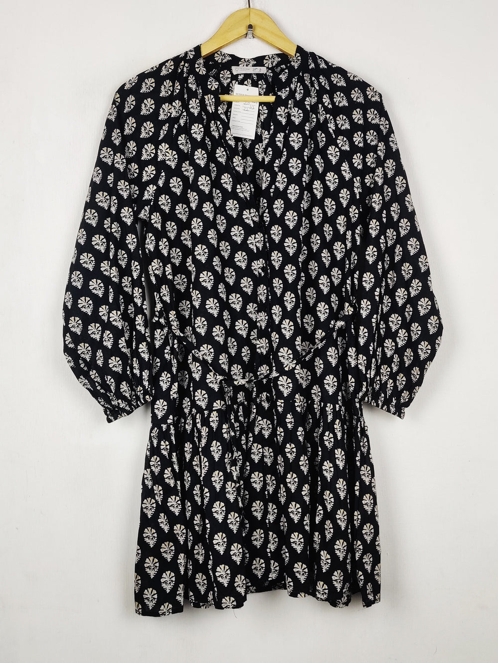 Buy online pre-used pre-loved 100% authentic & Original branded Primark (BK-7474) available in Pakistan. Top international brands avilable.