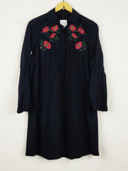 Buy online pre-used pre-loved 100% authentic & Original branded Zara (BK-7476) available in Pakistan. Top international brands avilable.