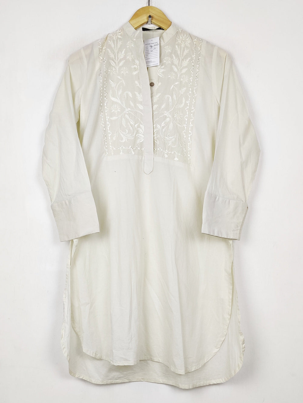 Buy online pre-used pre-loved 100% authentic & Original branded Khaadi (BK-7507) available in Pakistan. Top international brands avilable.