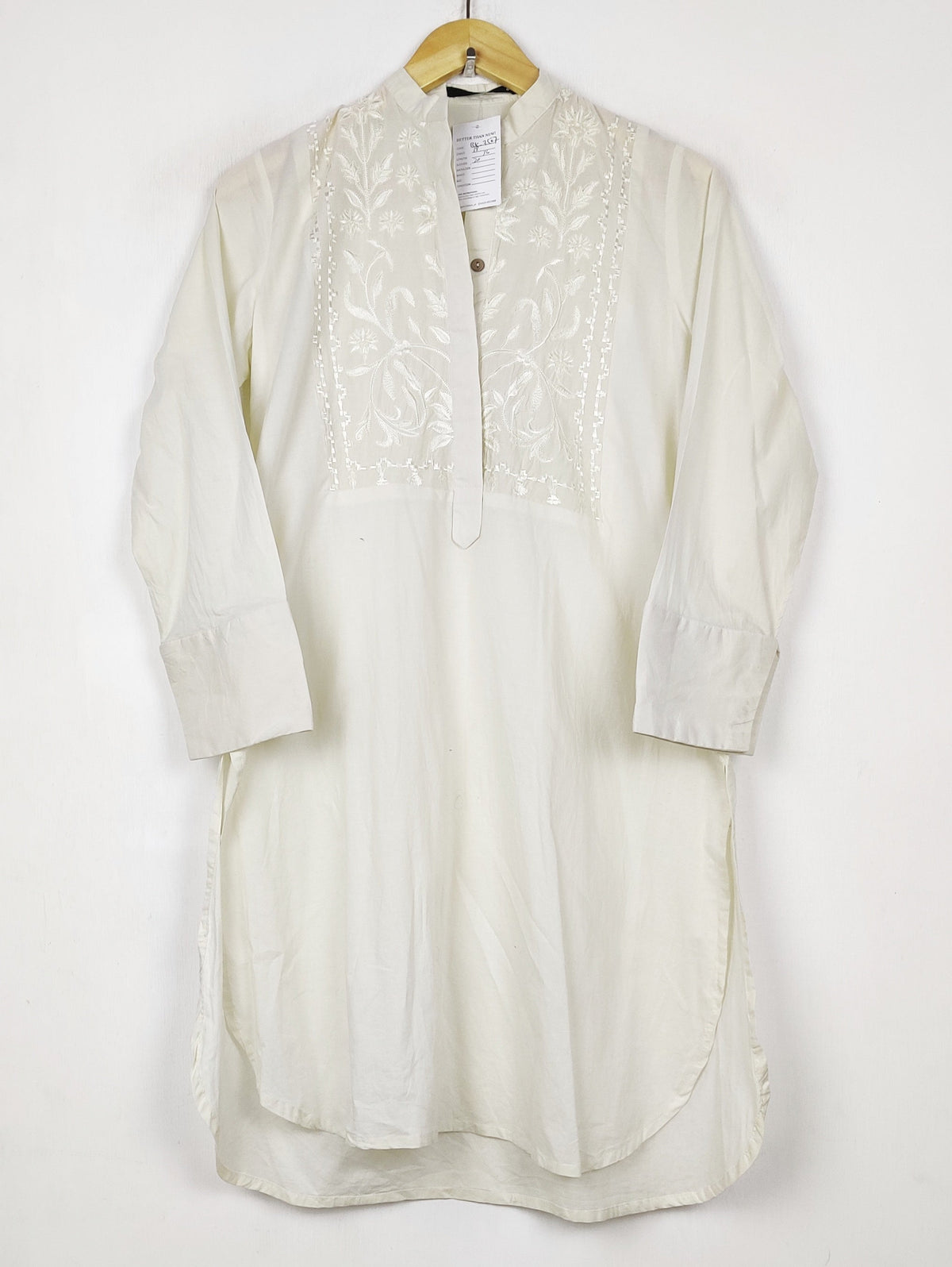 Buy online pre-used pre-loved 100% authentic & Original branded Khaadi (BK-7507) available in Pakistan. Top international brands avilable.