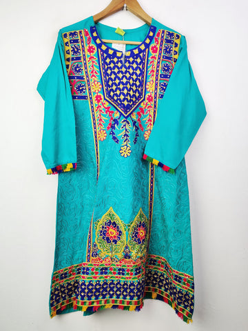 Buy online pre-used pre-loved 100% authentic & Original branded Malik (BK-797) available in Pakistan. Top international brands avilable.