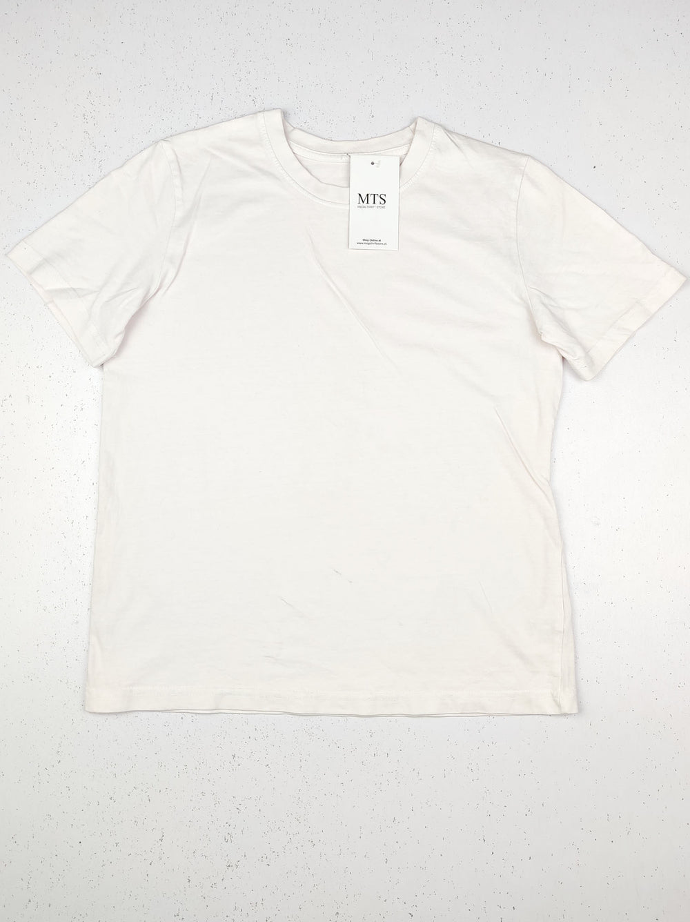 Buy online pre-used pre-loved 100% authentic & Original branded Lily & Dan (BST-1018) available in Pakistan. Top international brands avilable.