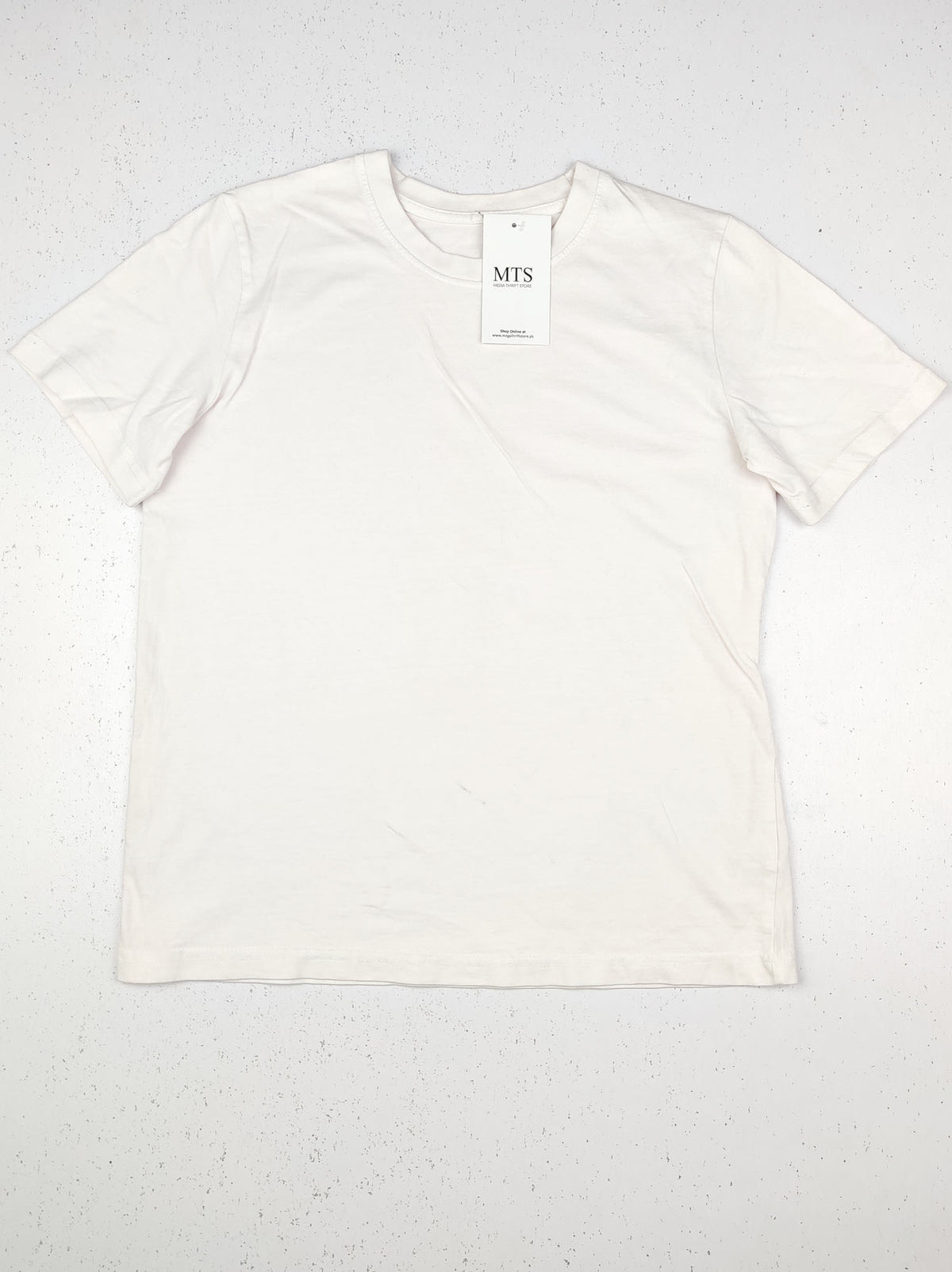 Buy online pre-used pre-loved 100% authentic & Original branded Lily & Dan (BST-1018) available in Pakistan. Top international brands avilable.