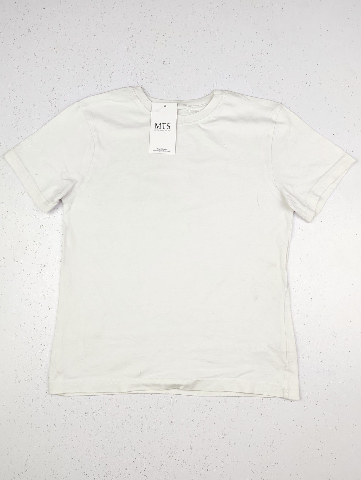 Buy online pre-used pre-loved 100% authentic & Original branded F&F (BST-1050) available in Pakistan. Top international brands avilable.