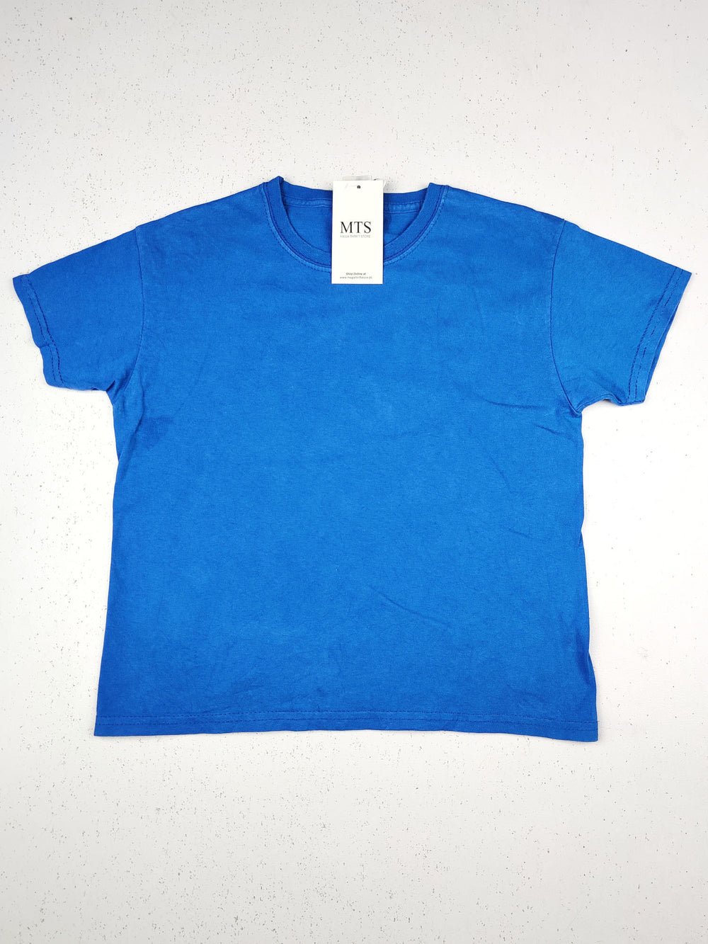 Buy online pre-used pre-loved 100% authentic & Original branded Fruit Of The Loom (BST-1069) available in Pakistan. Top international brands avilable.