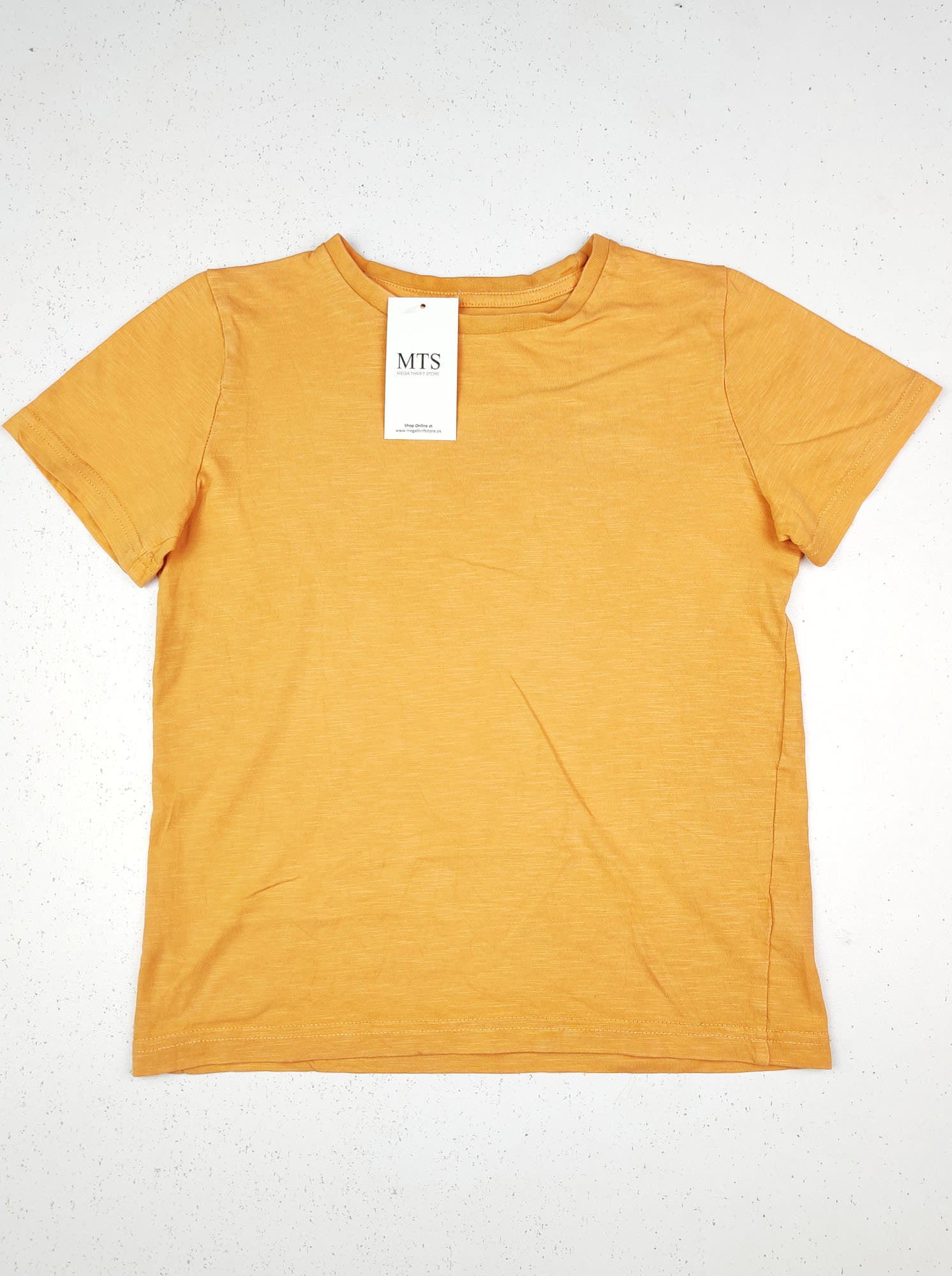 Buy online pre-used pre-loved 100% authentic & Original branded Tu (BST-1072) available in Pakistan. Top international brands avilable.