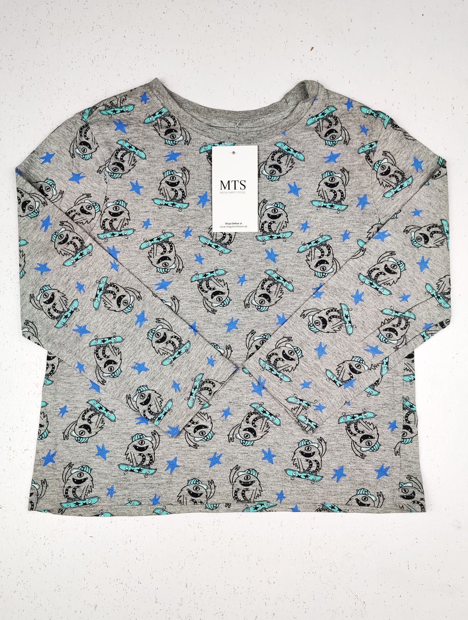 Buy online pre-used pre-loved 100% authentic & Original branded Primark (BST-1177) available in Pakistan. Top international brands avilable.