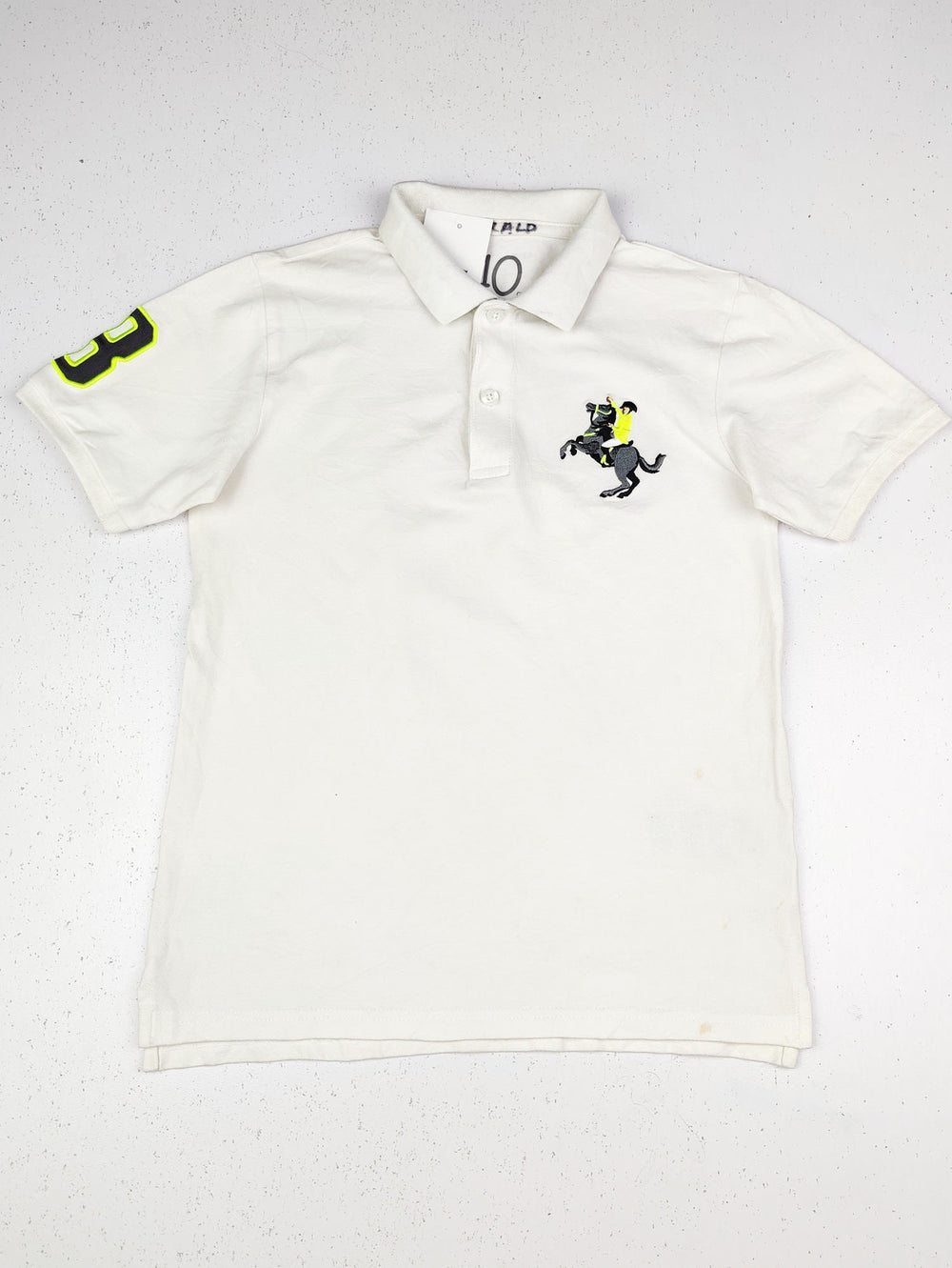 Buy online pre-used pre-loved 100% authentic & Original branded Giordano Junior (BST-1206) available in Pakistan. Top international brands avilable.