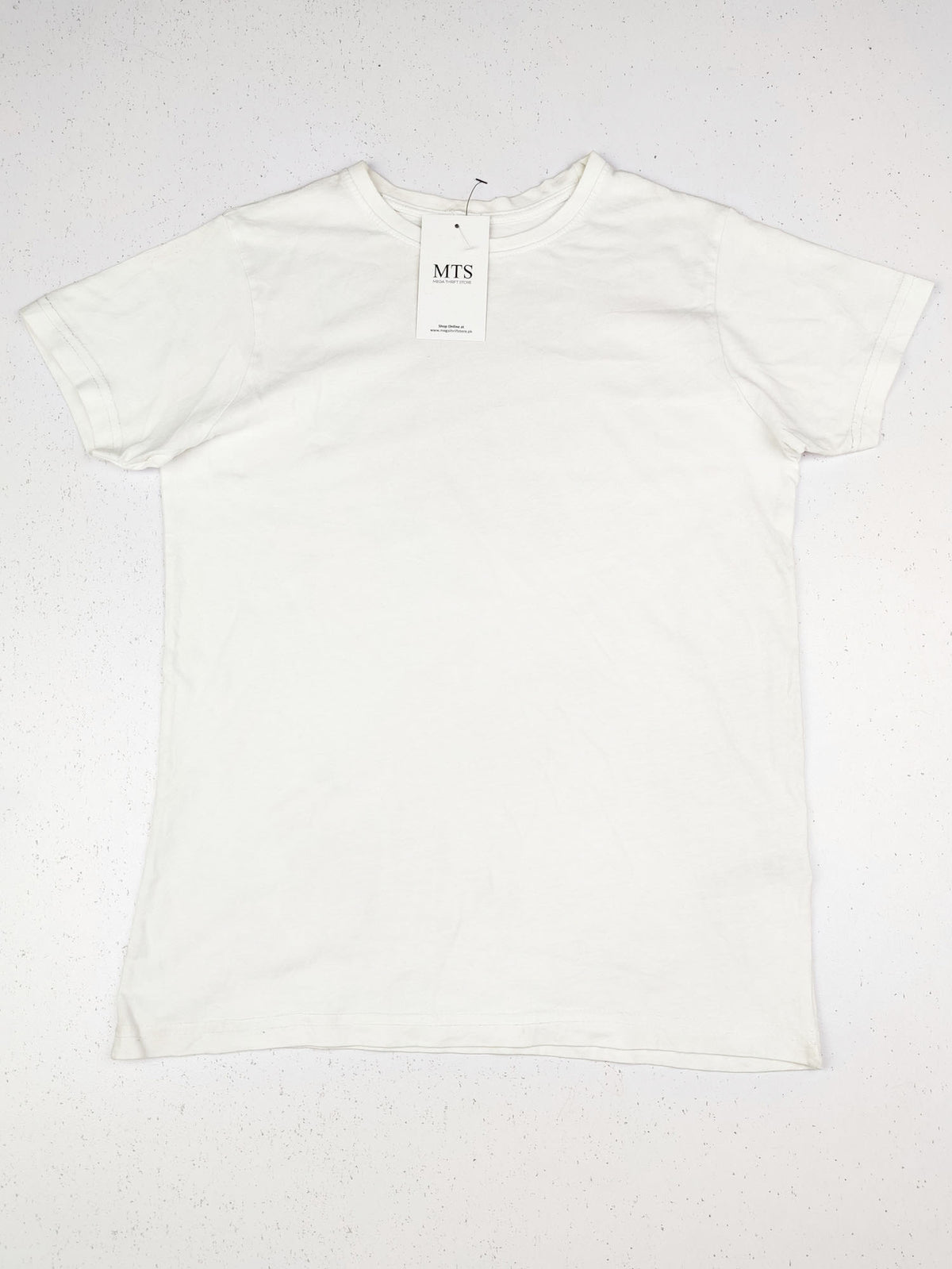 Buy online pre-used pre-loved 100% authentic & Original branded Primark (BST-1221) available in Pakistan. Top international brands avilable.