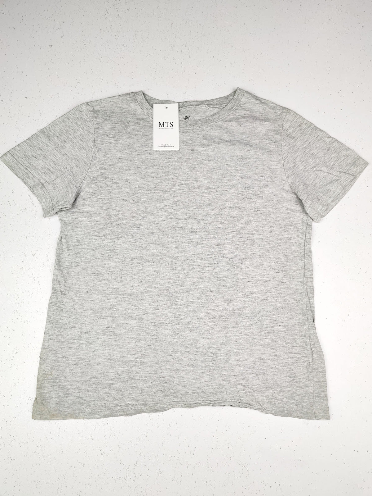 Buy online pre-used pre-loved 100% authentic & Original branded H&M (BST-1241) available in Pakistan. Top international brands avilable.