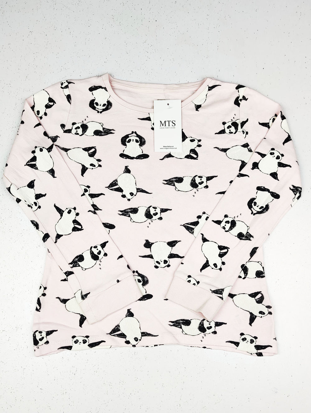 Buy online pre-used pre-loved 100% authentic & Original branded F&F (BST-1257) available in Pakistan. Top international brands avilable.