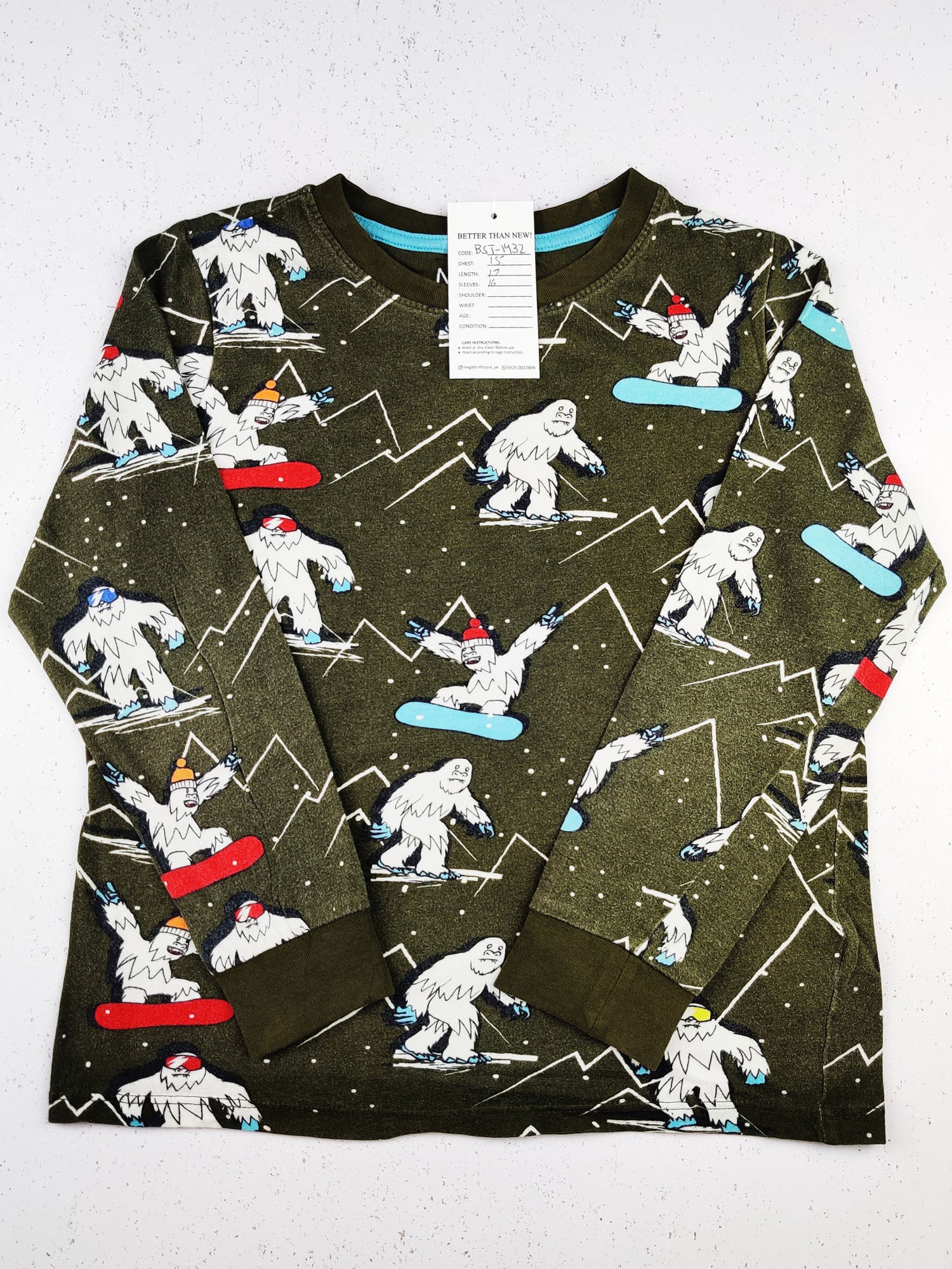 Buy online pre-used pre-loved 100% authentic & Original branded Marks & Spencer (BST-1432) available in Pakistan. Top international brands avilable.