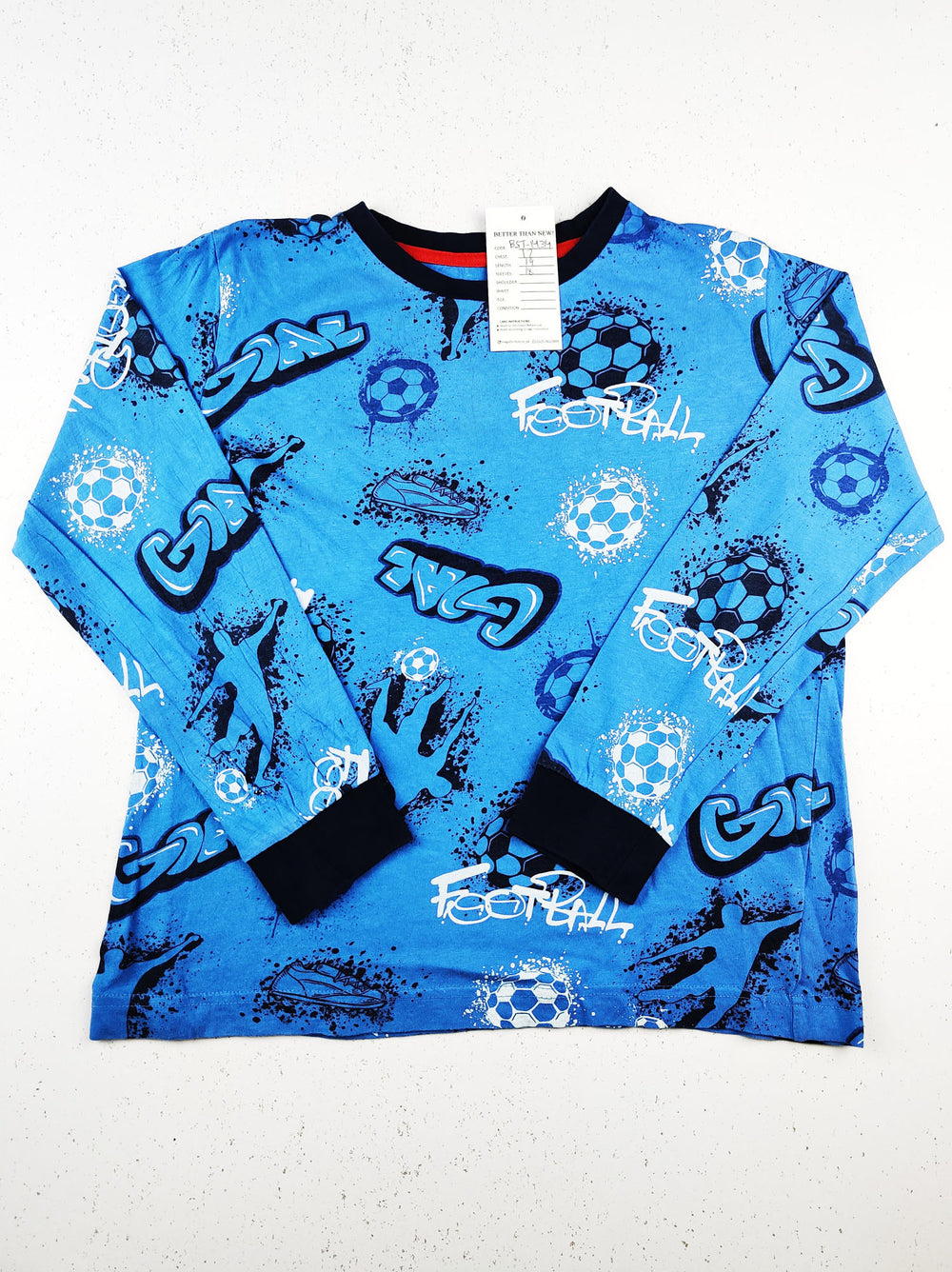 Buy online pre-used pre-loved 100% authentic & Original branded Football (BST-1434) available in Pakistan. Top international brands avilable.