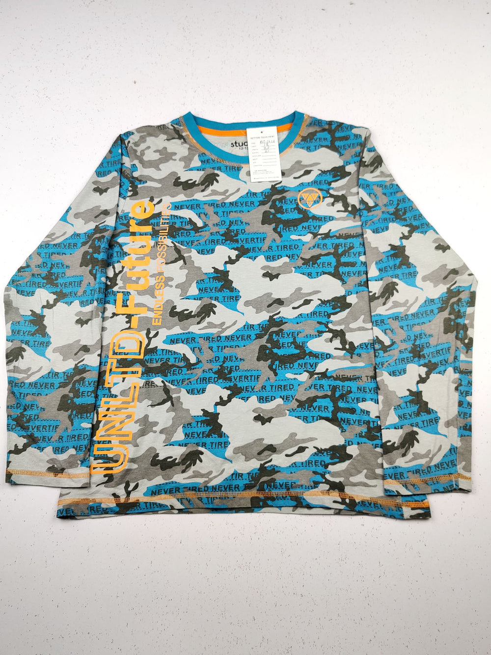 Buy online pre-used pre-loved 100% authentic & Original branded Studio (BST-1612) available in Pakistan. Top international brands avilable.