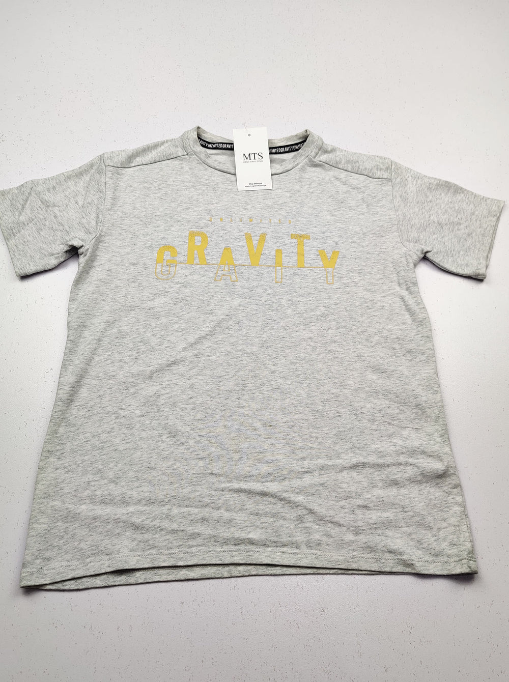 Buy online pre-used pre-loved 100% authentic & Original branded Decathlon (BST-165) available in Pakistan. Top international brands avilable.